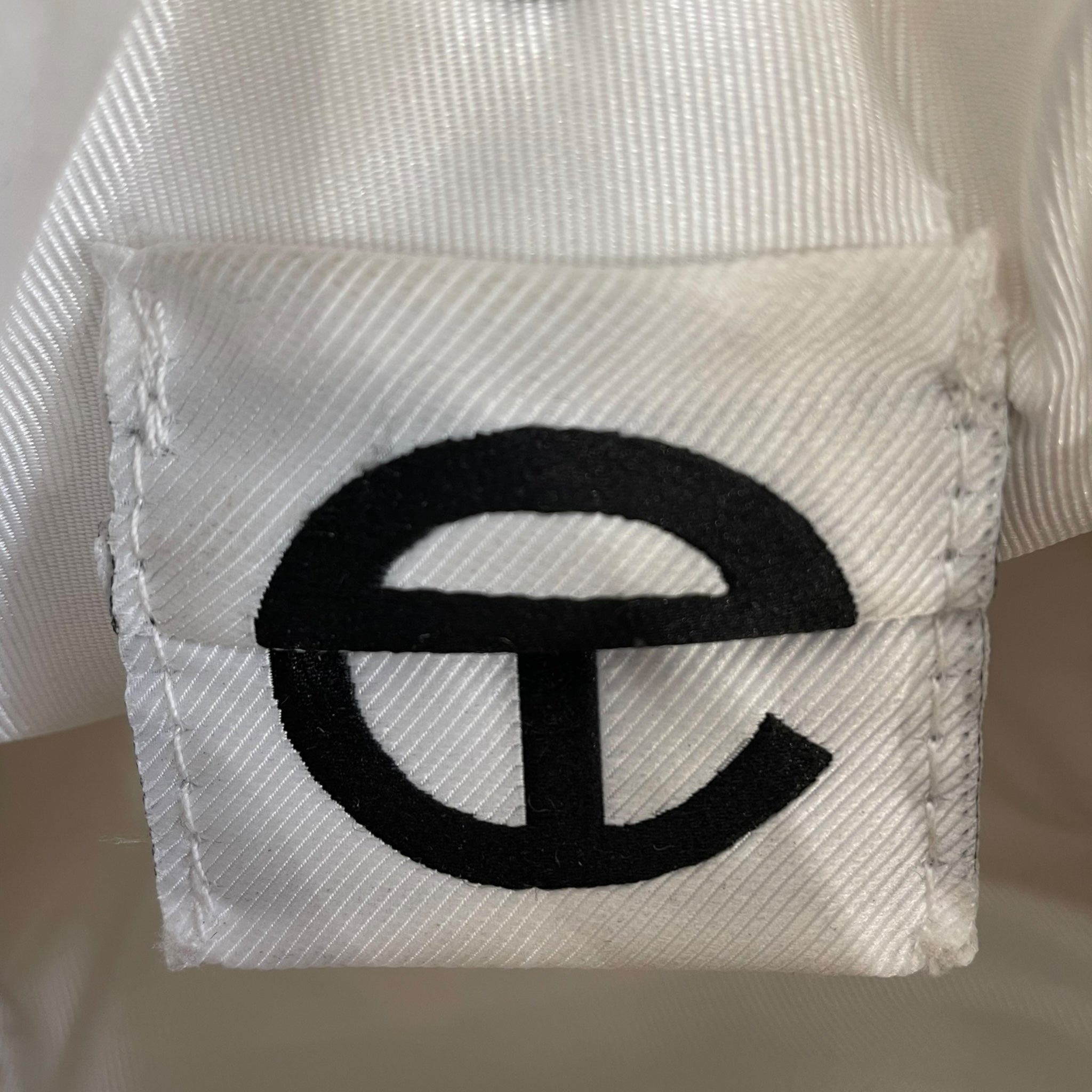 Telfar/Cross Body Bag/OS/Leather/WHT/ view 8
