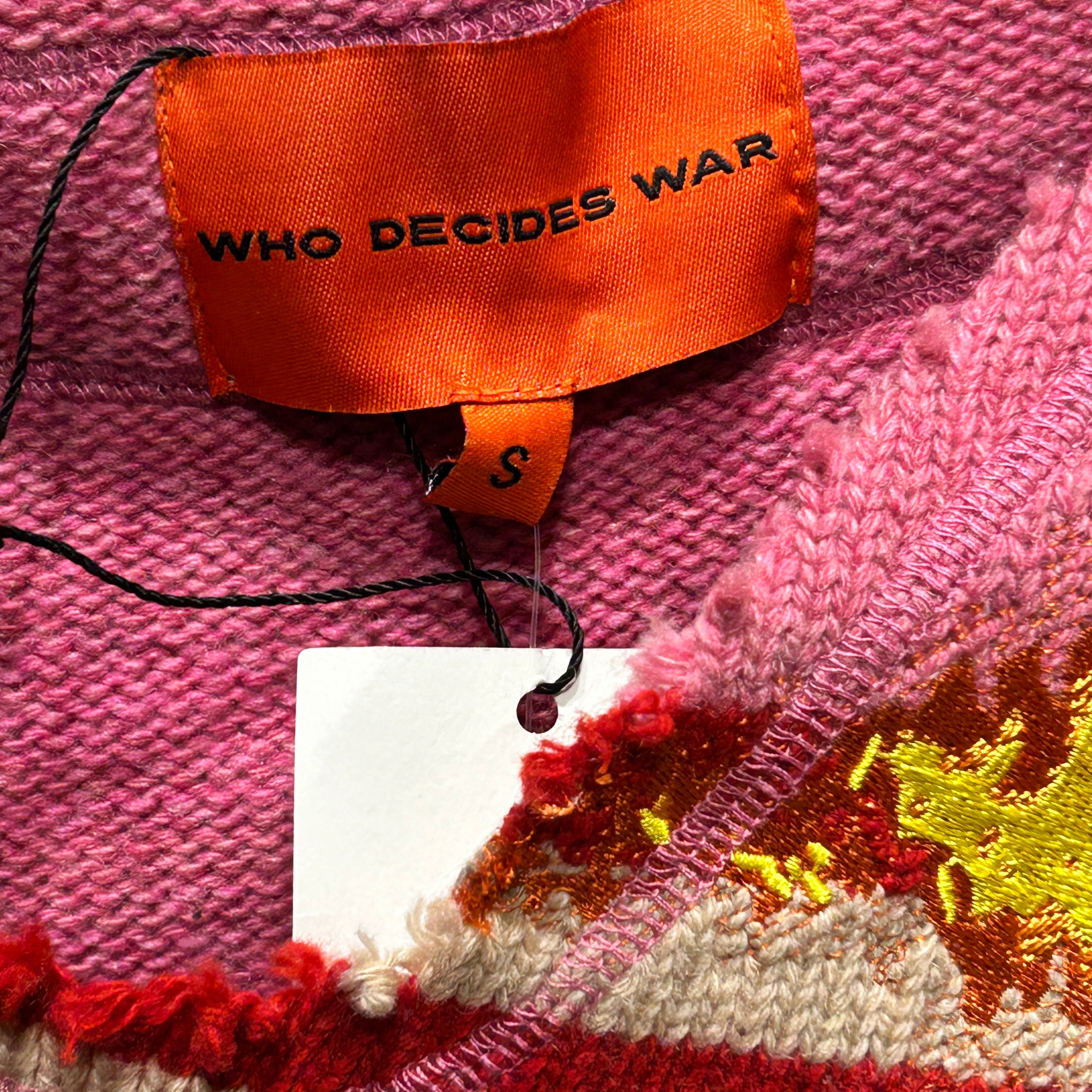WHO DECIDES WAR/Sweater/S/Graphic/Wool/PNK/DISTRESSED AMERICAN FLAG FLAME view 3