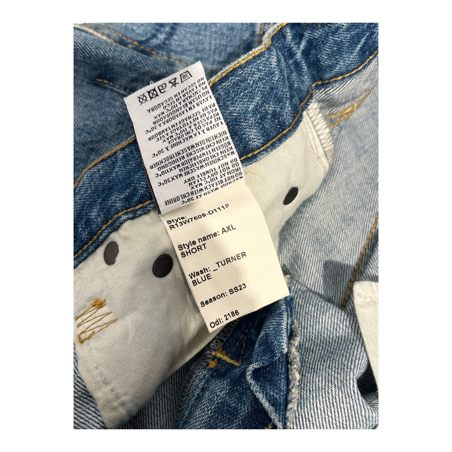 R13/Shorts/24/Cotton/IDG/LIGHT WASH STAINING NWT view 4