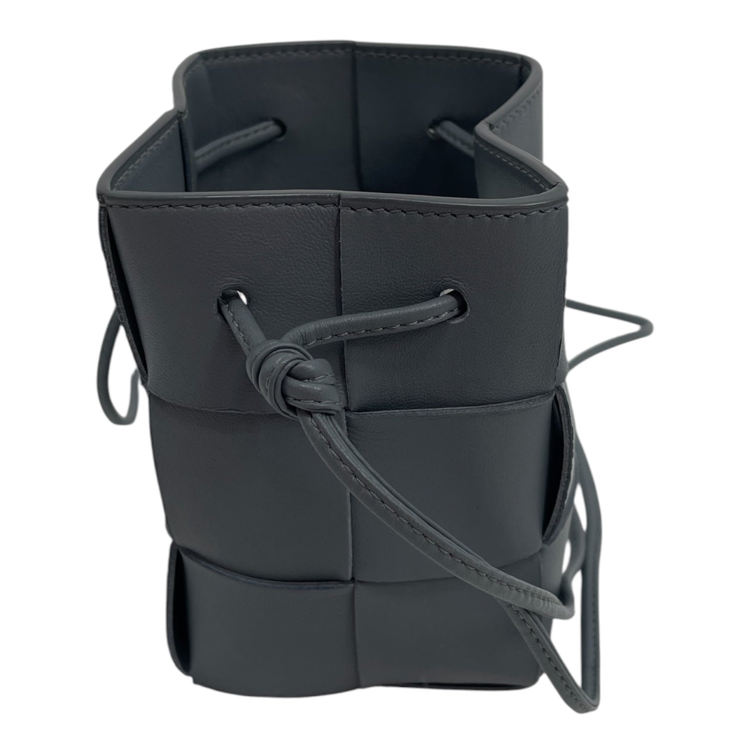 BOTTEGA VENETA/Bag/Leather/GRY/BUCKET BAG/CROSSBODY view 2