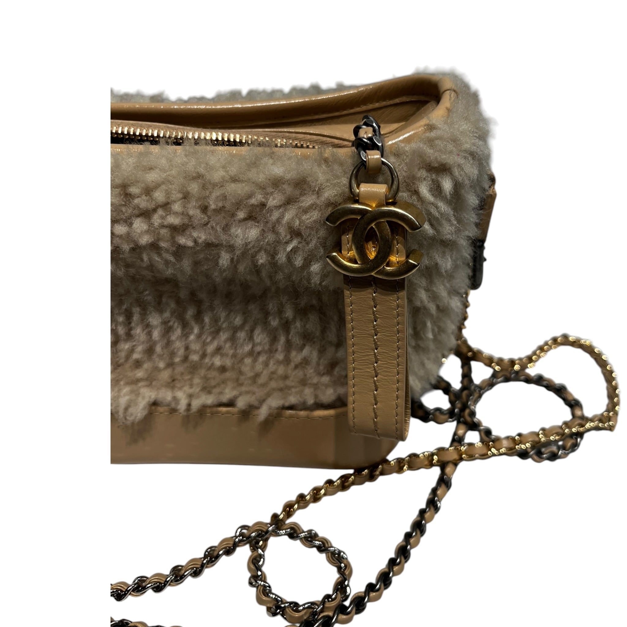 CHANEL/Bag/Fur/BEG/Gabrielle Shearling Hobo view 4