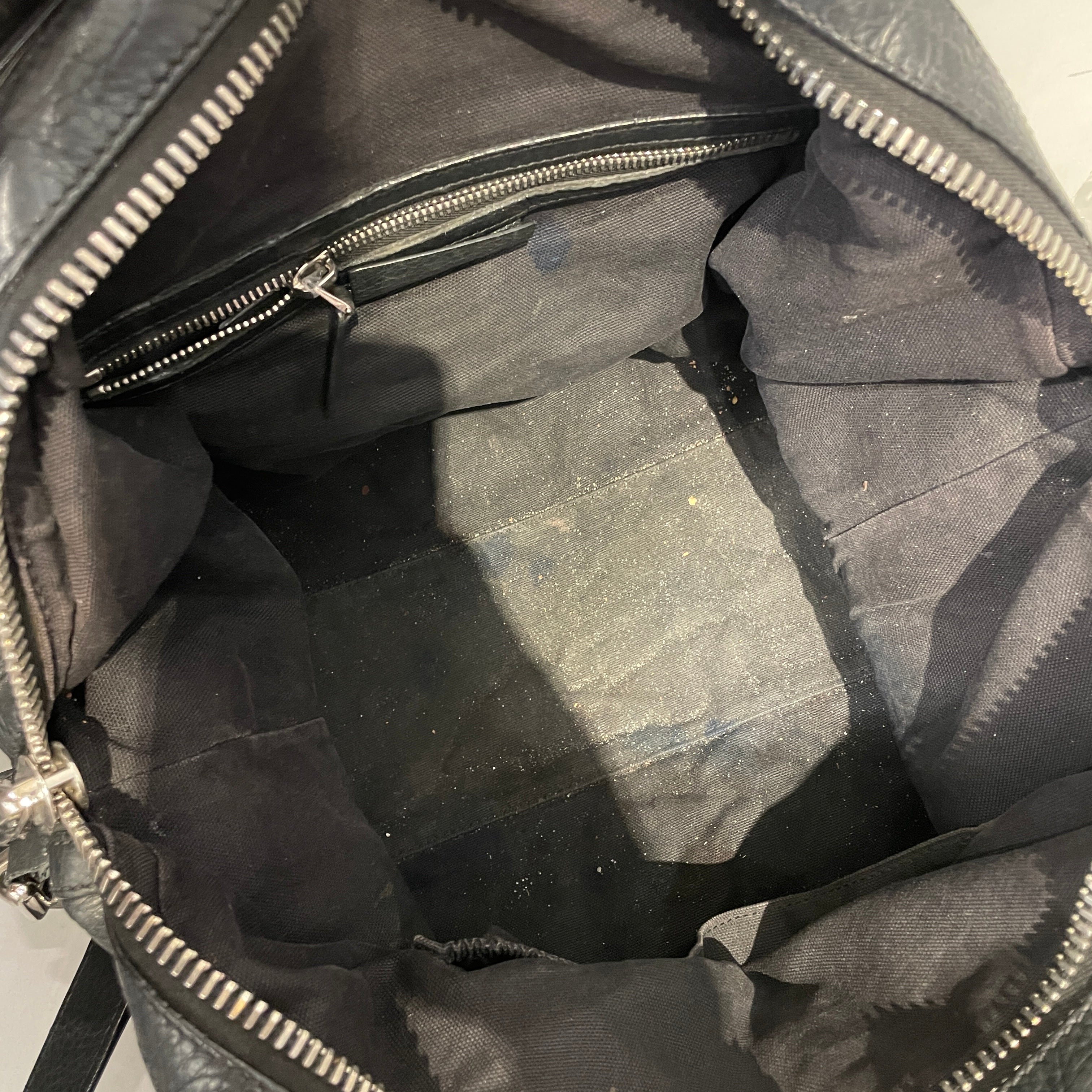 GIVENCHY/Cross Body Bag/Leather/BLK/VMG9VG7 view 4
