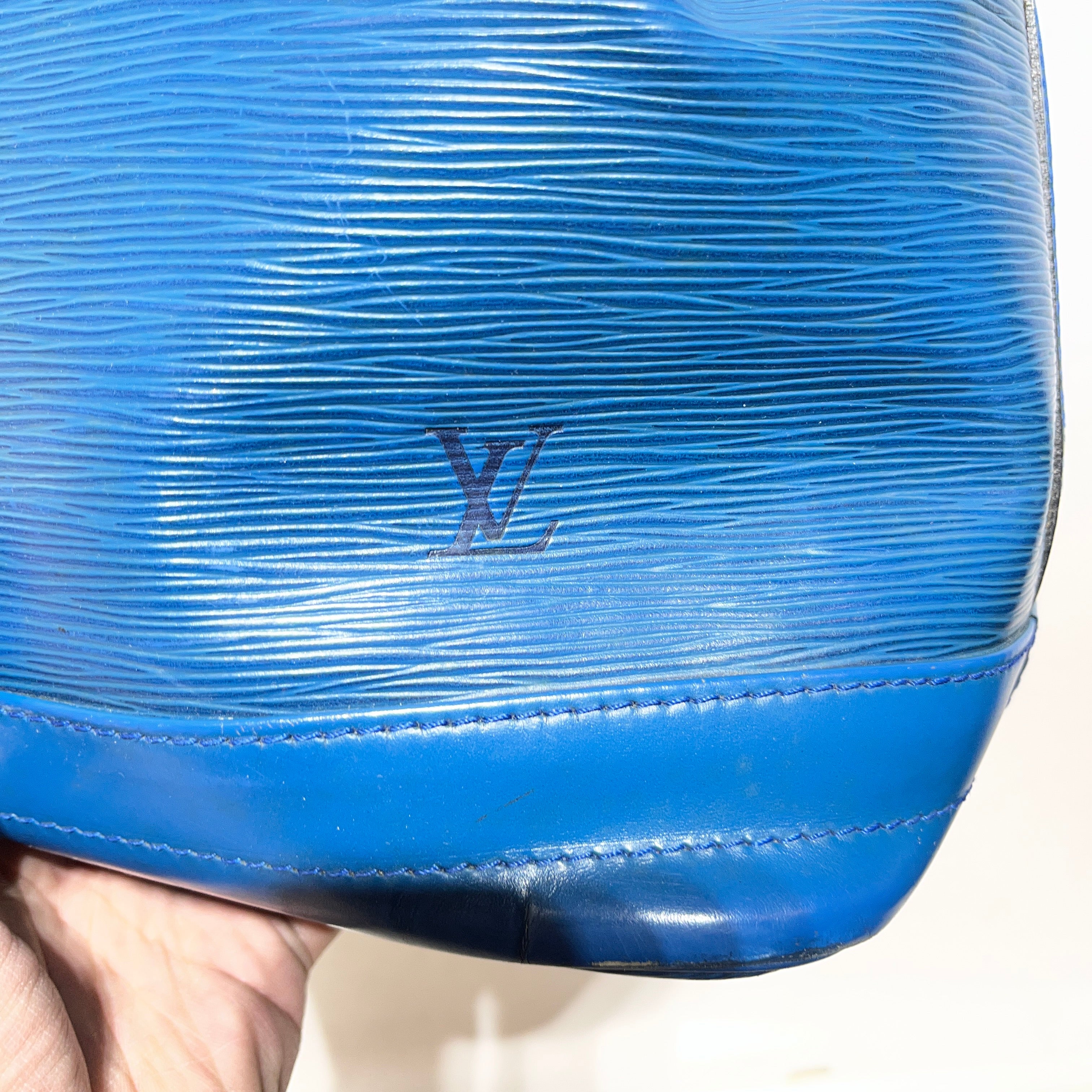 LOUIS VUITTON/Tote Bag/Leather/BLU/EPI LEATHER BUCKET BAG view 7