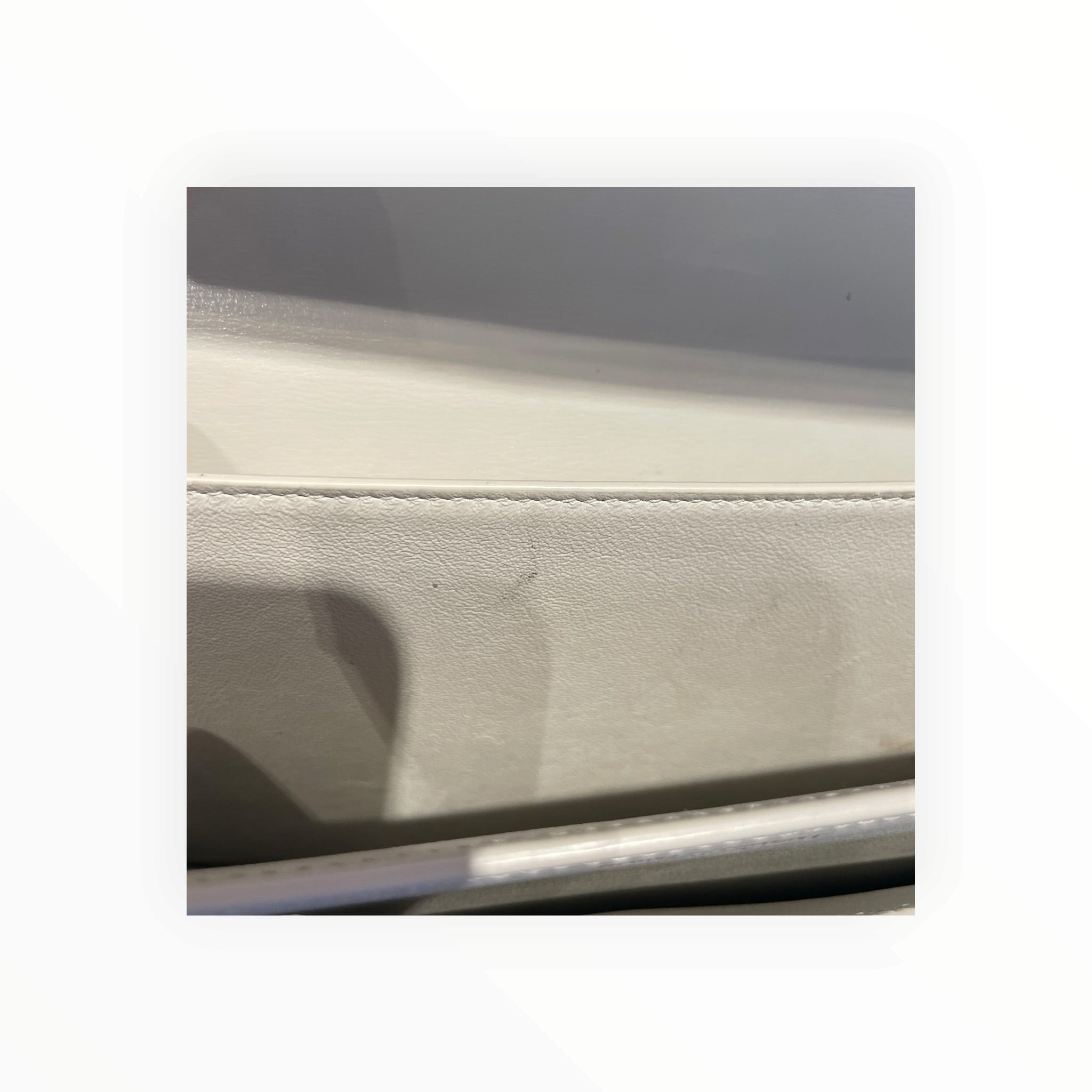 YVES SAINT LAURENT/Bag/Leather/CRM/Sunset Med view 15