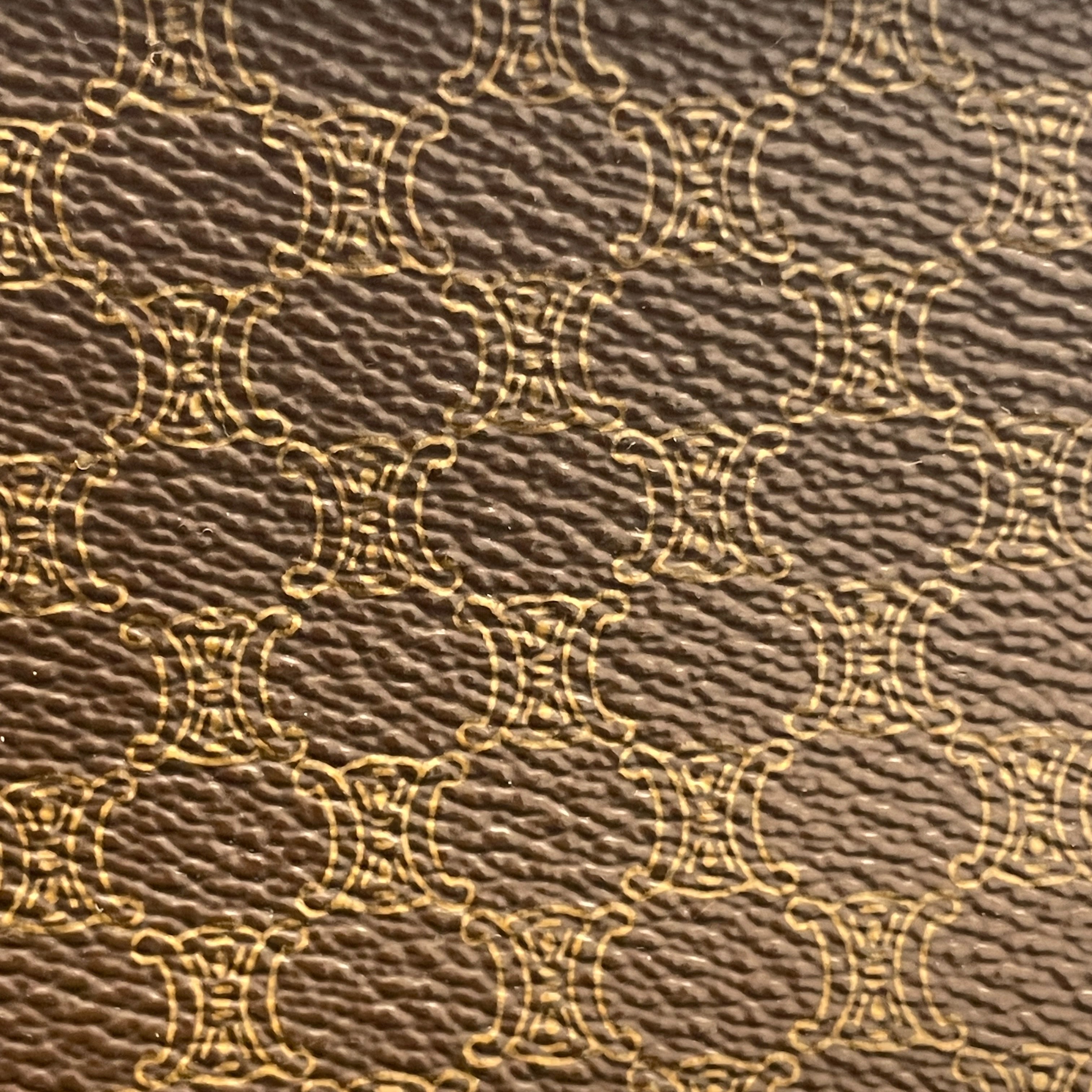 CELINE/Wallet/Monogram/Leather/BRW/monogram view 5