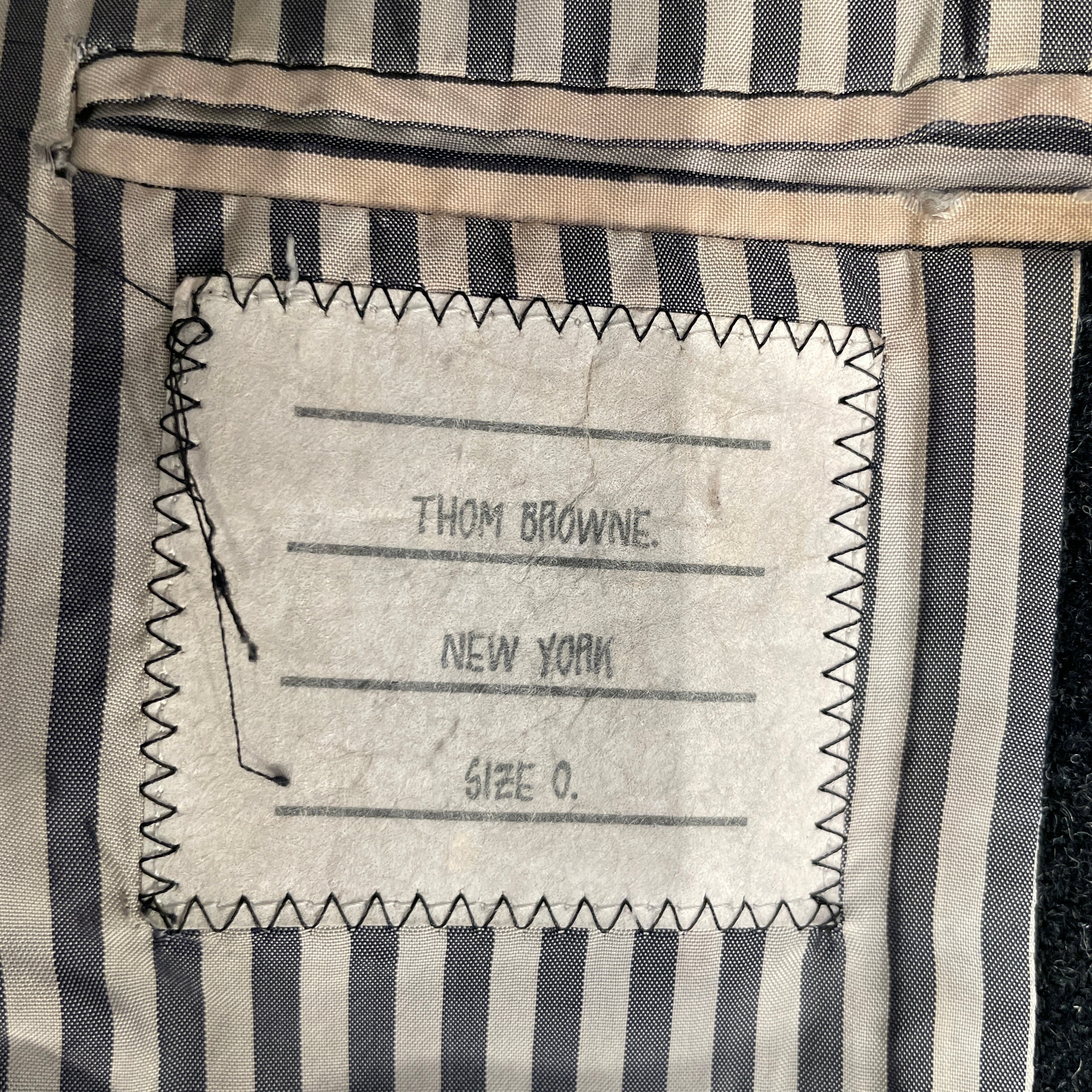 THOM BROWNE. NEW YORK/Trench Coat/0/Wool/GRY/3 BUTTON TRENCH view 6