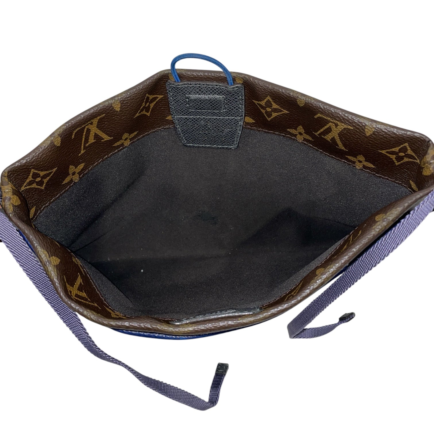 LOUIS VUITTON/Cross Body Bag/Monogram/Leather/BLU/Outdoor Pouch view 3