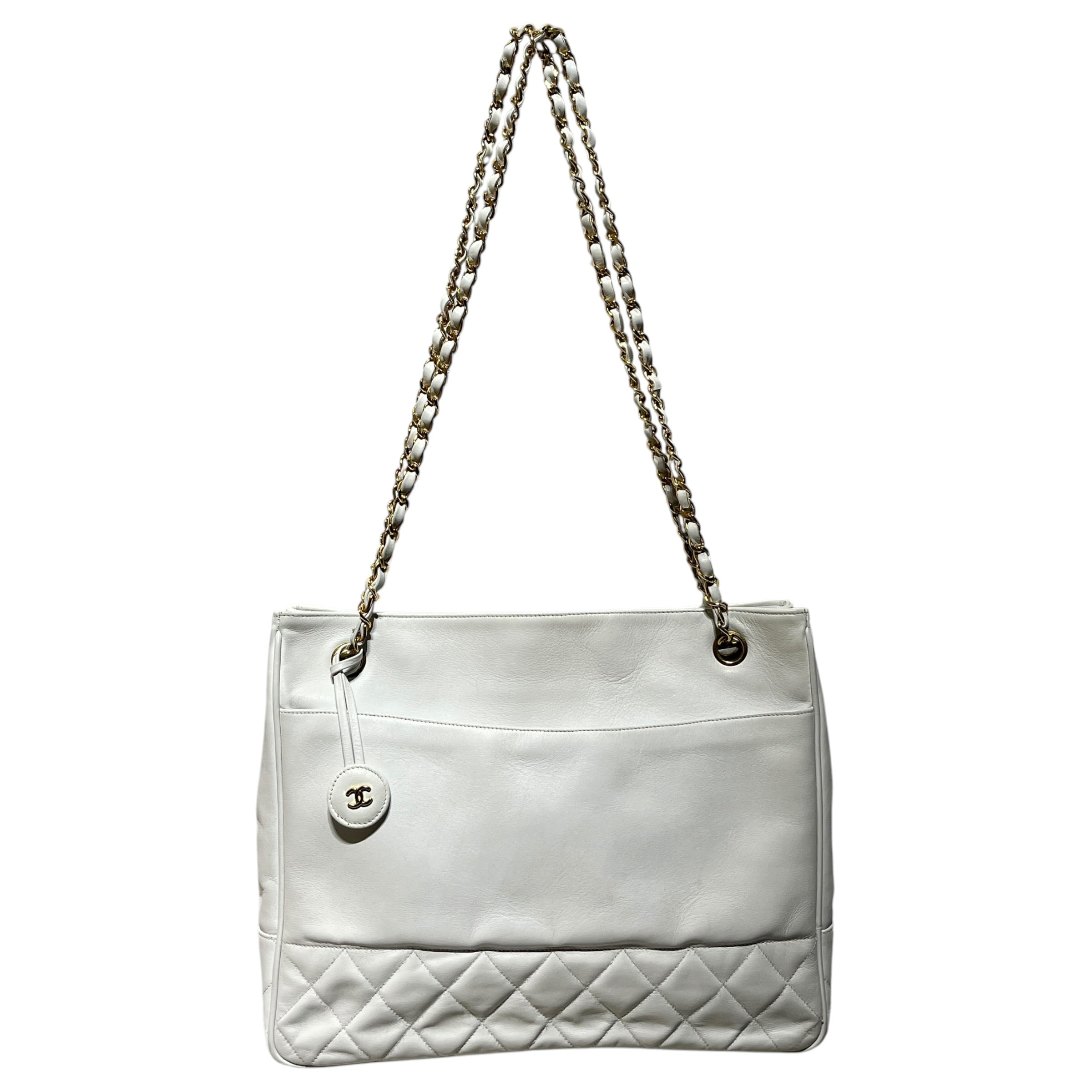 CHANEL/Cross Body Bag/Leather/WHT/quilted cc chain shoulder bag view 1