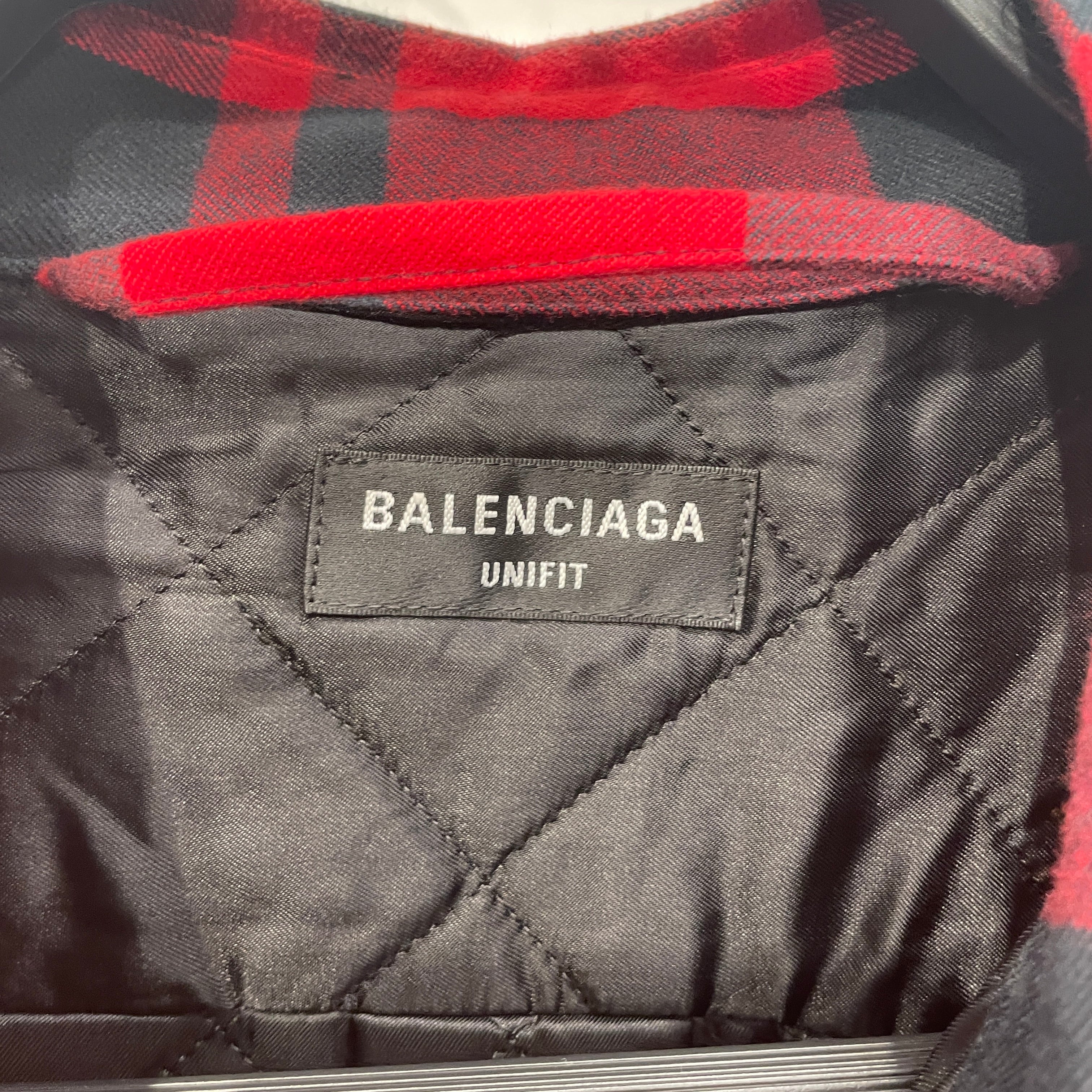 BALENCIAGA/Puffer Jkt/L/Cotton/RED/Plaid/BUFFALO CHECK ASYMETRIC BUTTON view 3