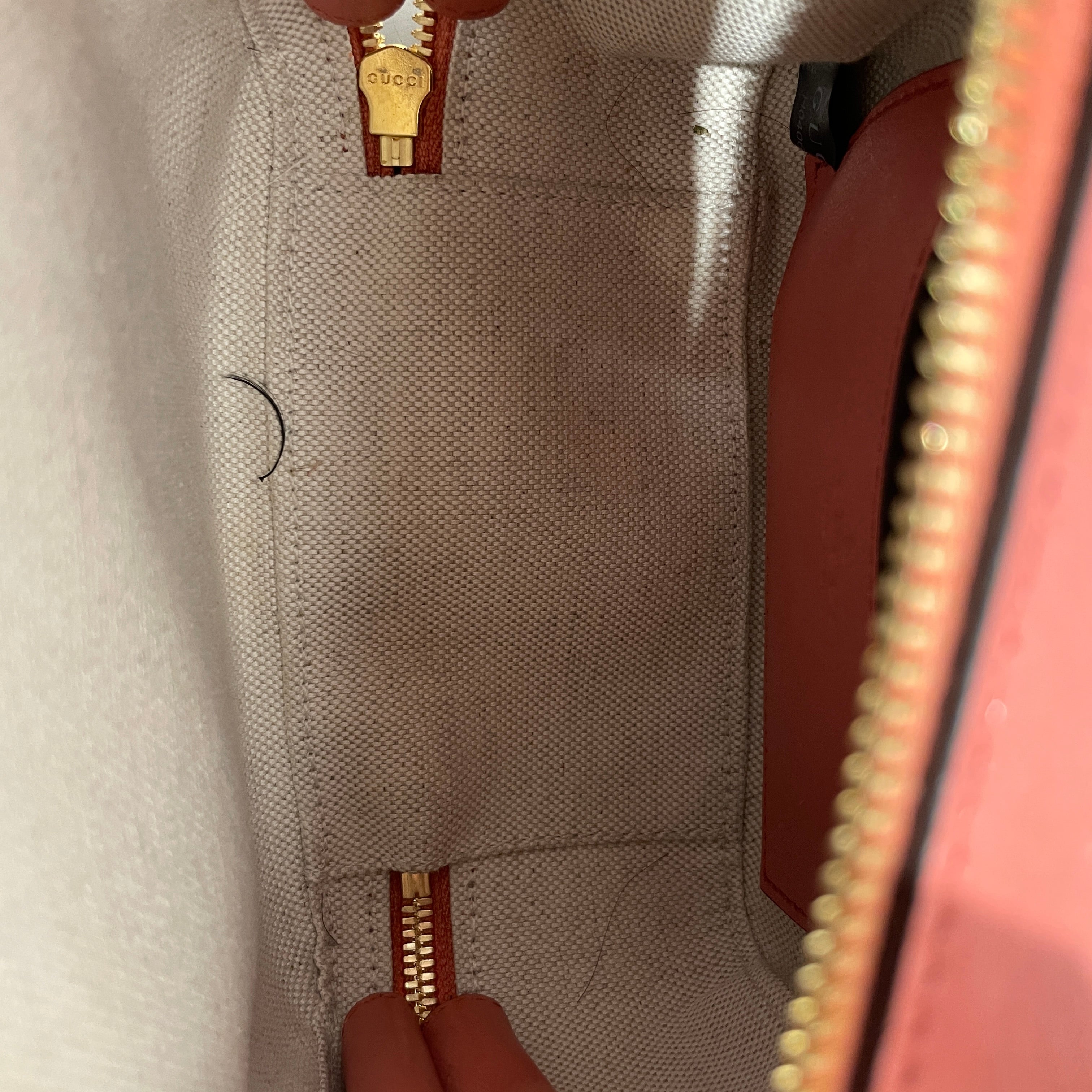 GUCCI/Cross Body Bag/Leather/PNK/GG MATELASSE MINI view 3