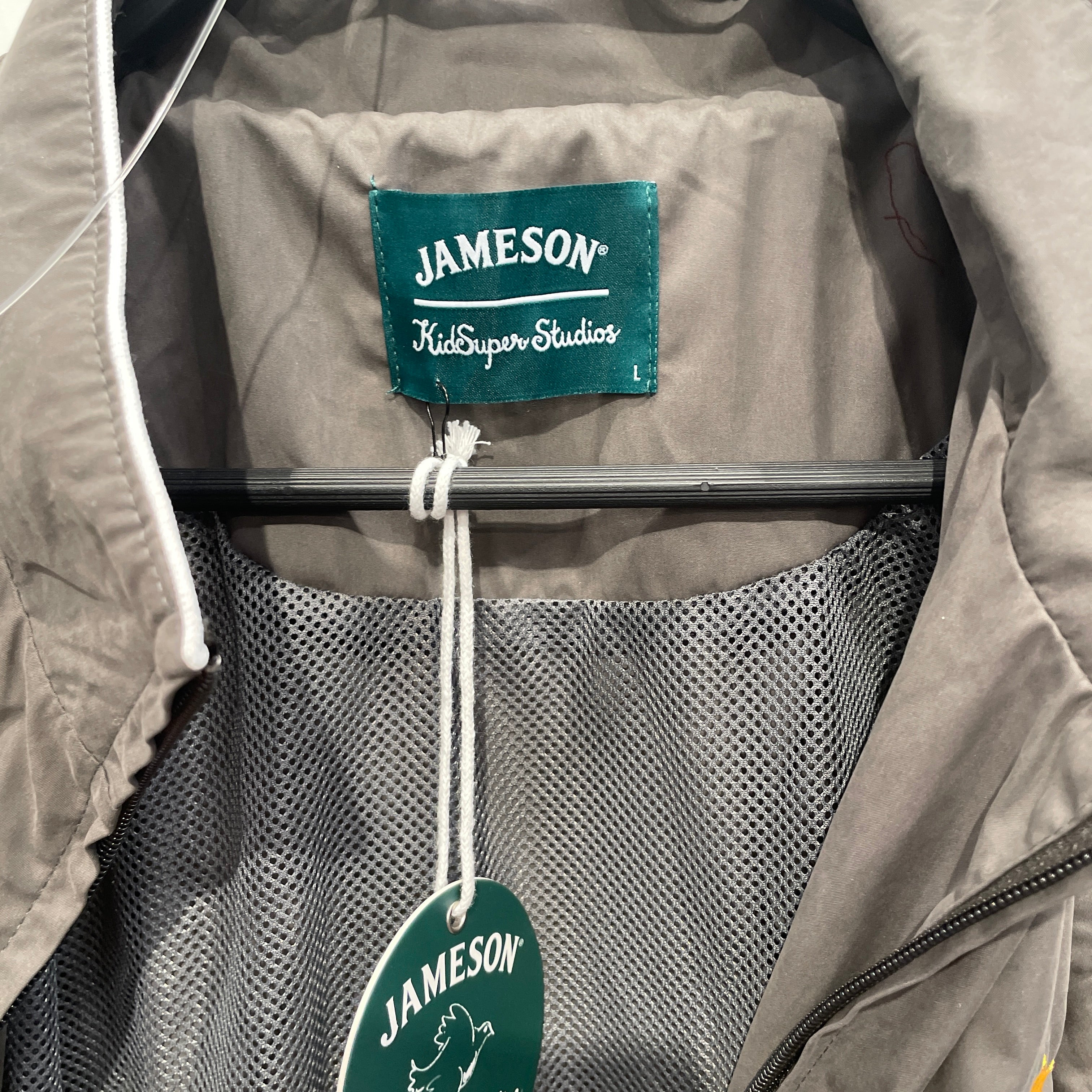 KIDSUPER STUDIOS/Jacket/L/Polyester/GRY/Graphic/JAMESON view 3