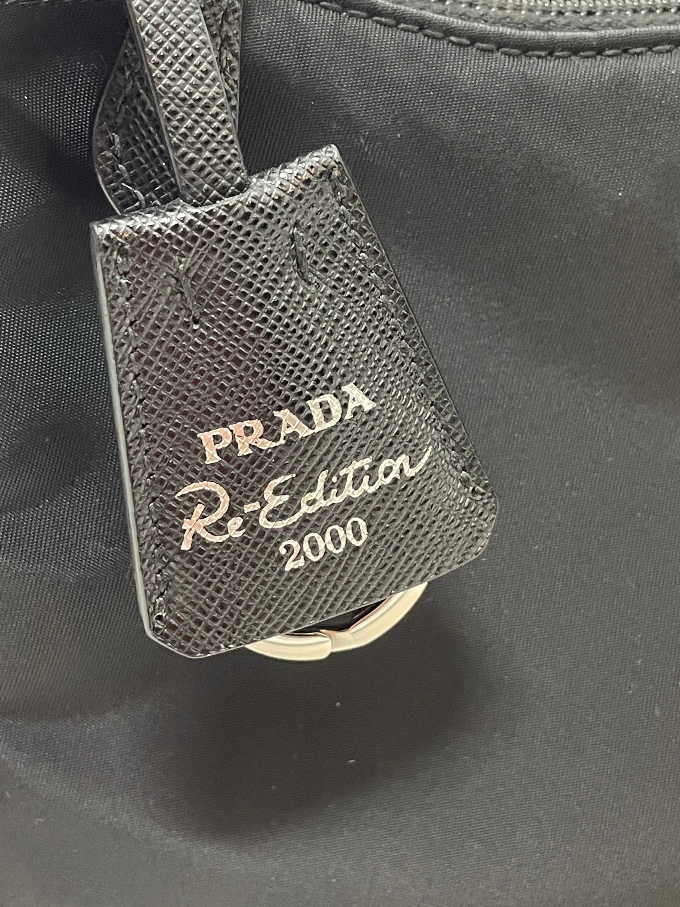 PRADA/Hand Bag/Nylon/BLK/RE-EDITION 2000 view 5