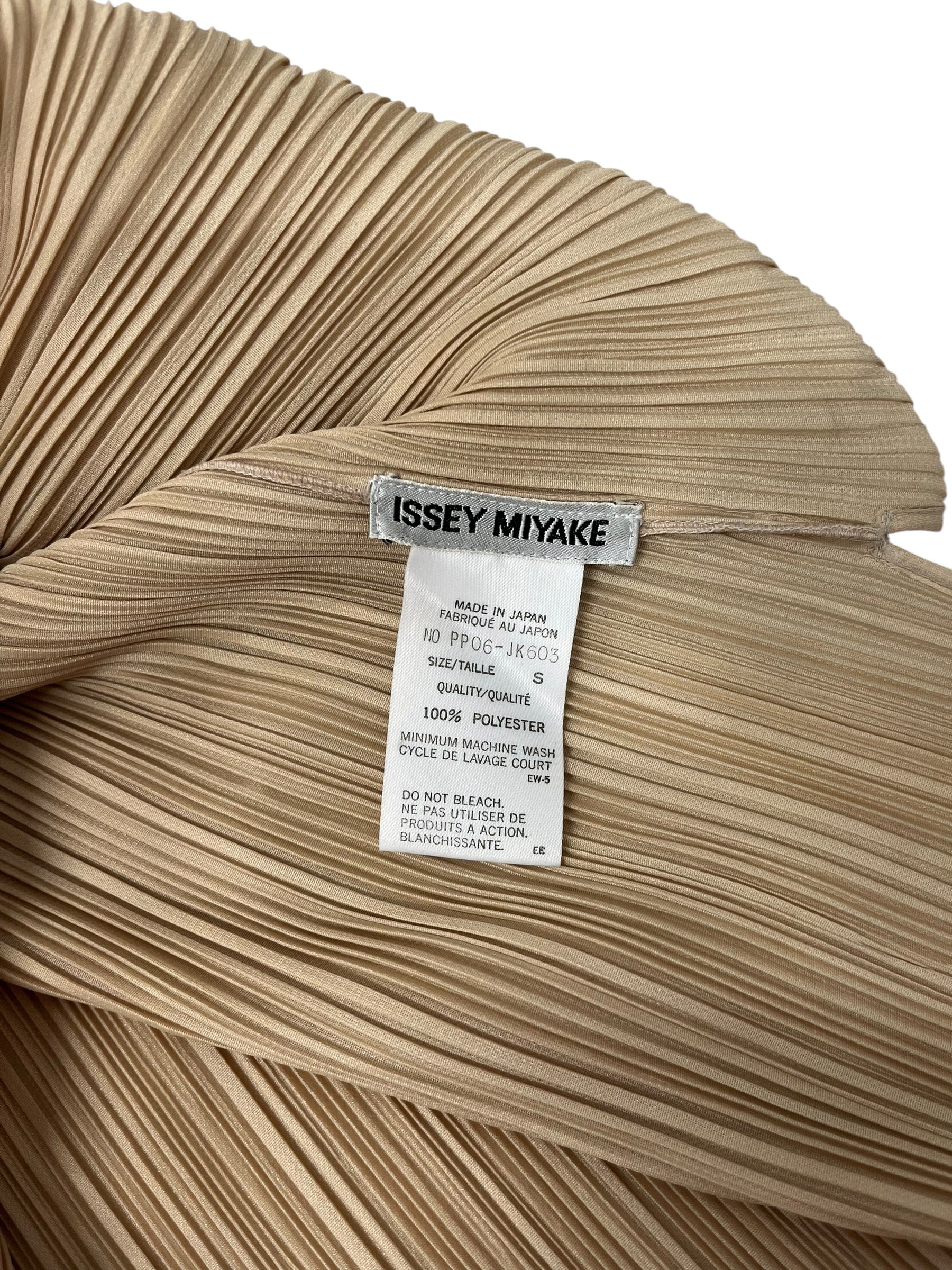 ISSEY MIYAKE/SS Blouse/S/Polyester/BEG/TURTLE NECK SS BLOUSE view 3
