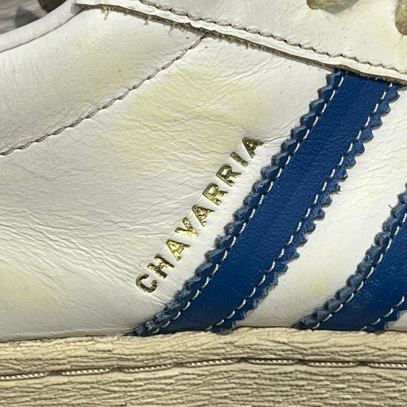 WILLY CHAVARRIA/adidas/Low-Sneakers/US 9/Leather/WHT/blue stripes yellow tint view 9