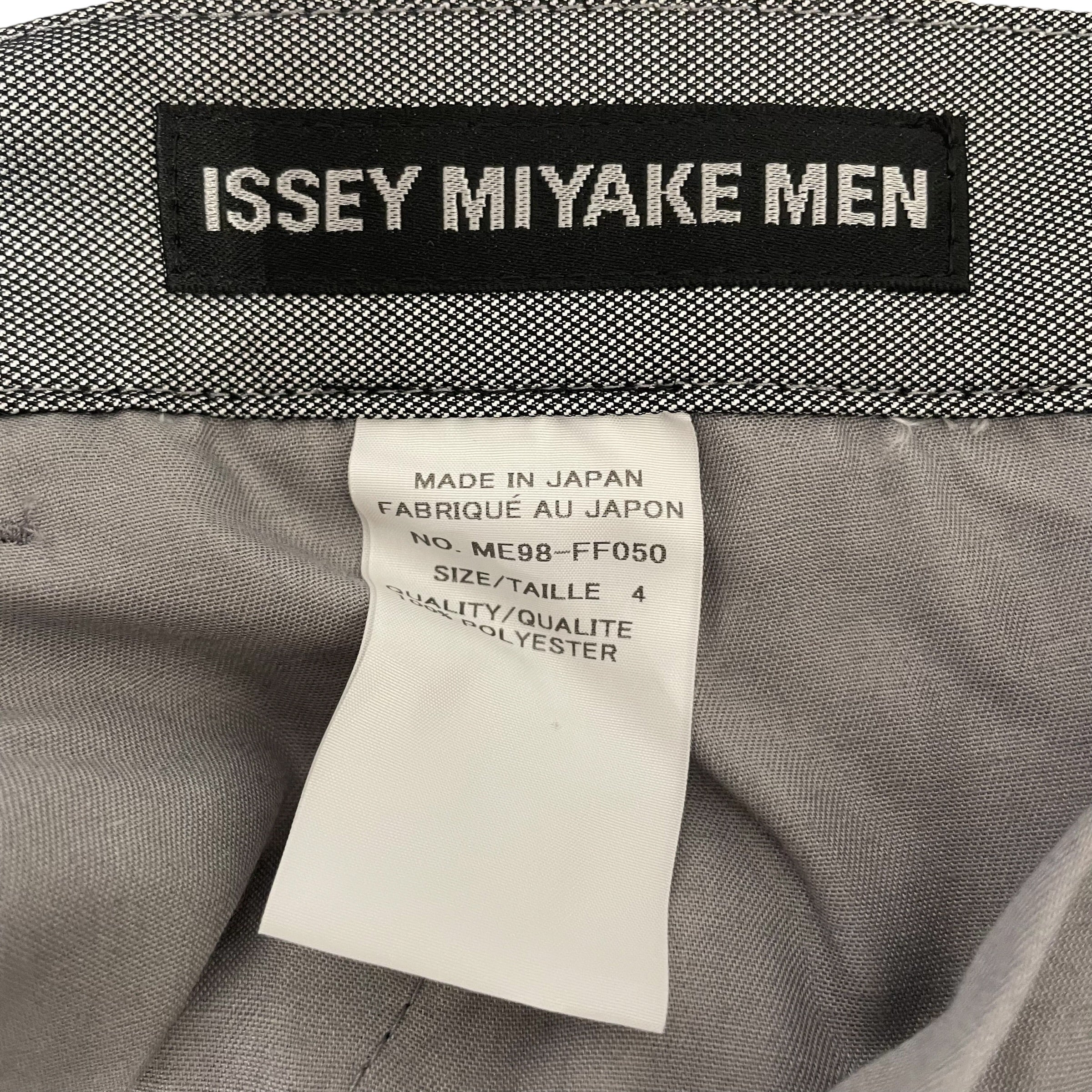 ISSEY MIYAKE MEN/Cargo Pants/4/Nylon/SLV/ME98-FF050 view 3
