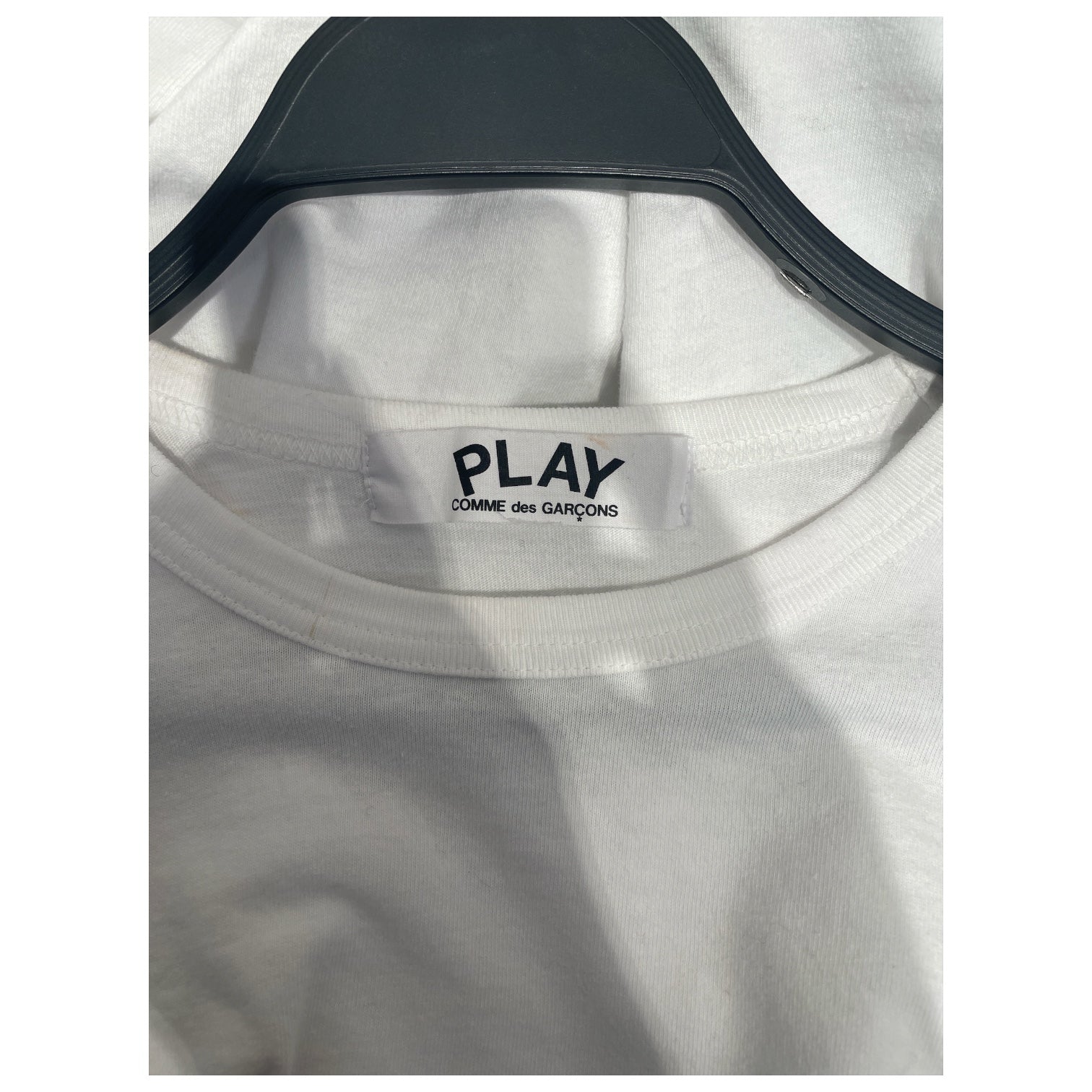 PLAY COMME des GARCONS/LS T-Shirt/S/Cotton/WHT/1 HEART LEFT SLEEVE 3 RIGHT view 3