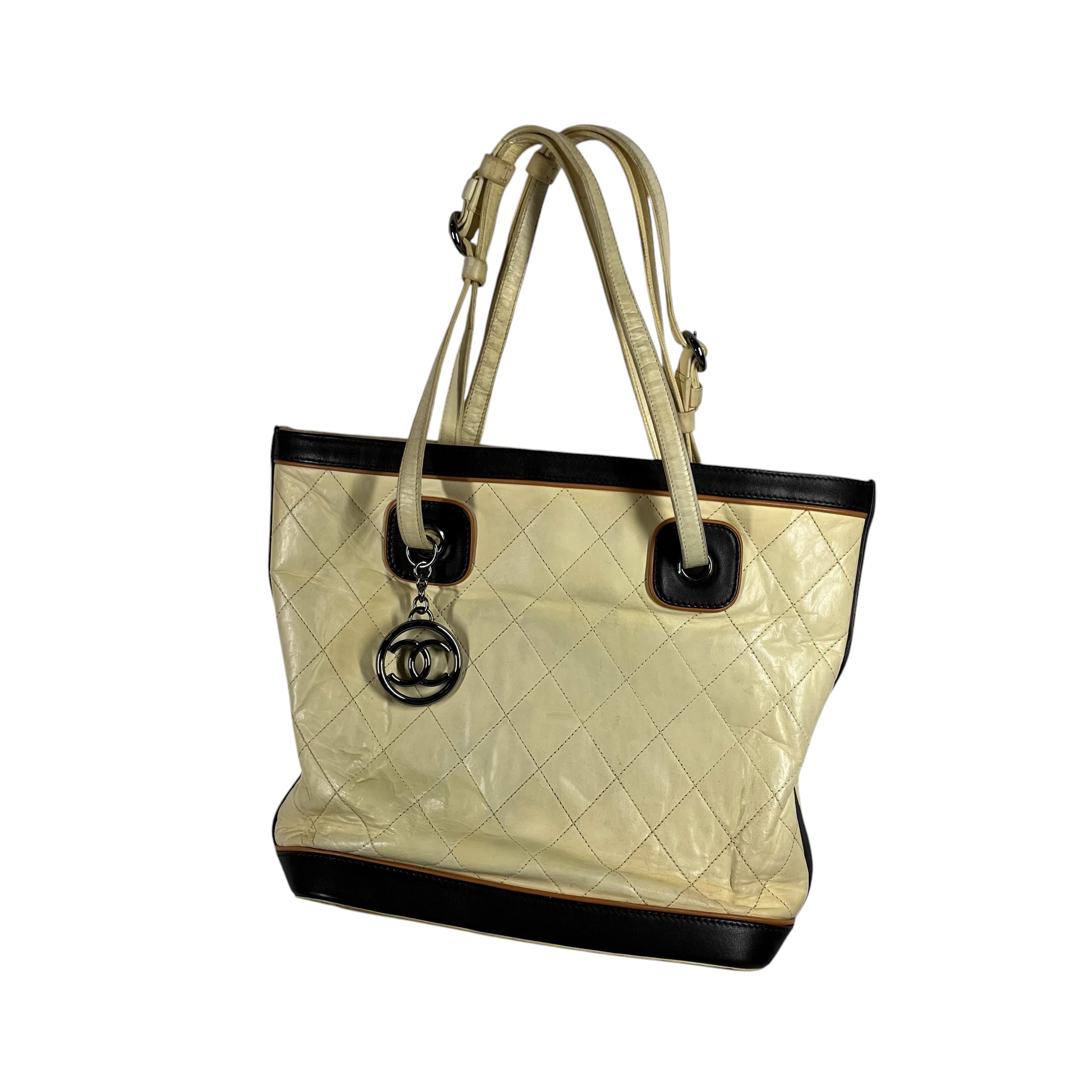 CHANEL/Hand Bag/Leather/CRM/COUNTRY CLUB TOTE view 1