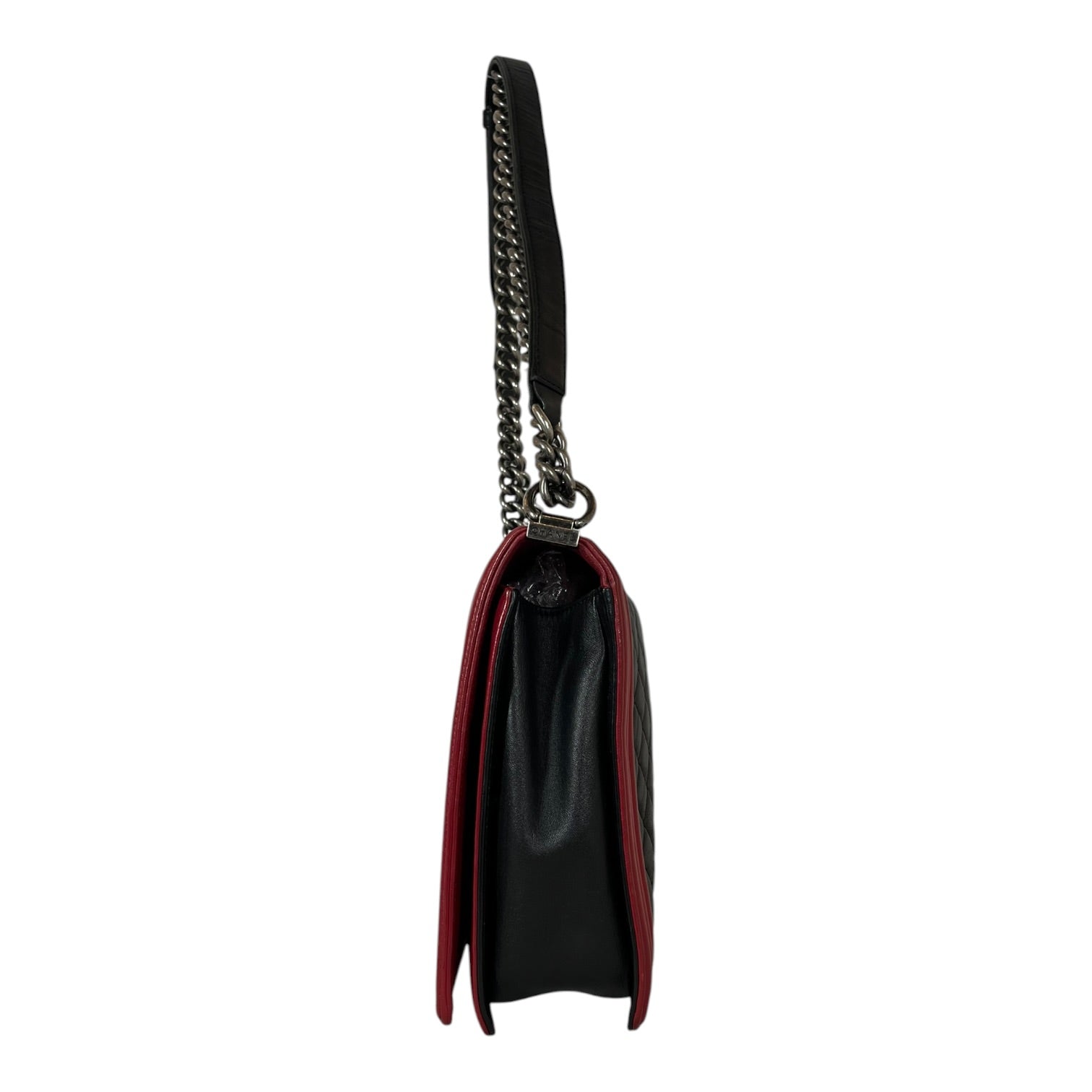 CHANEL/Cross Body Bag/Border/Leather/BLK/RED BORDER MEDIUM BOY BAG view 3