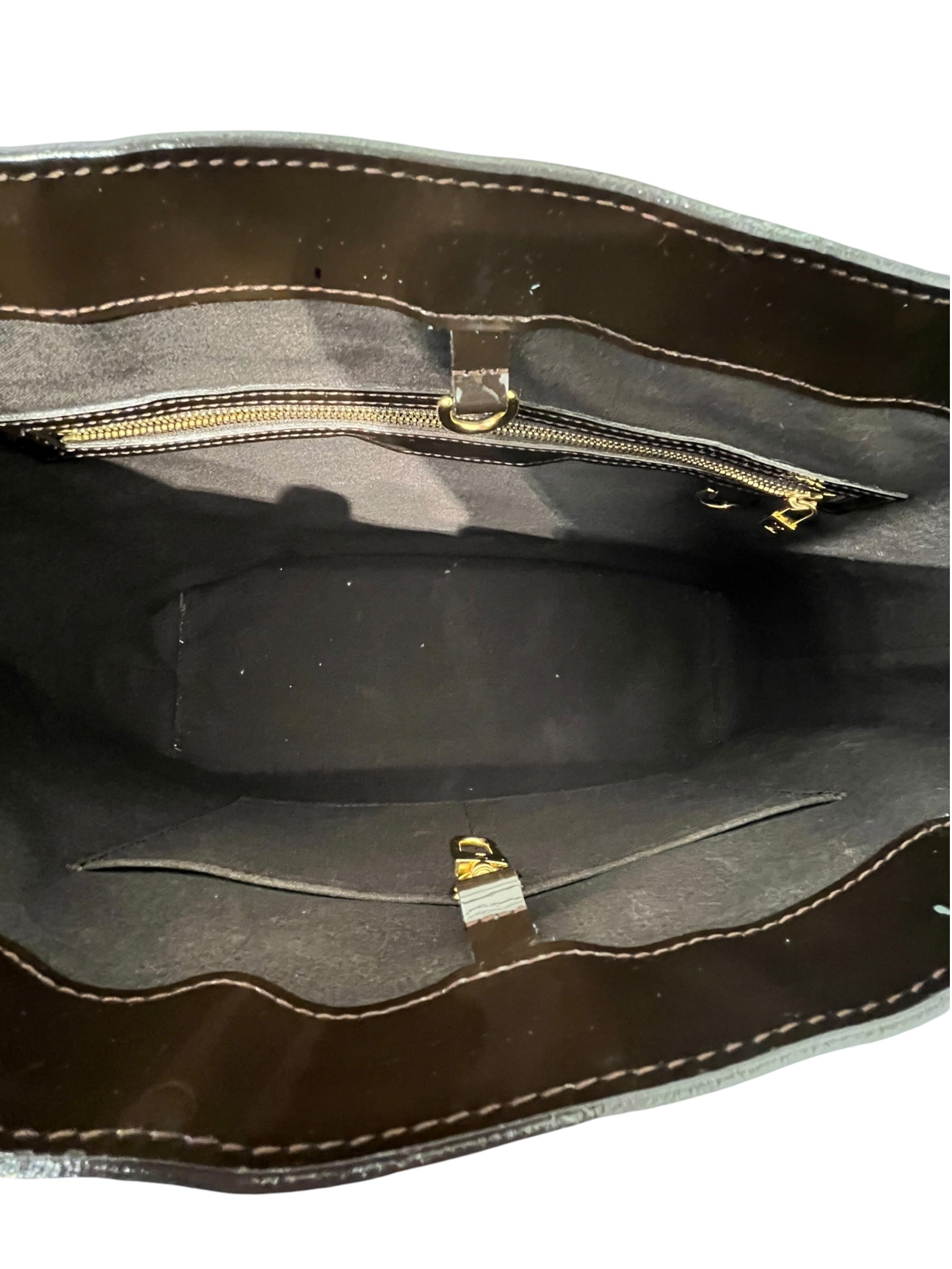 LOUIS VUITTON/Bag/Monogram/Leather/BLK/VERNIS WILSHIRE MONOGRAM TOTE view 3