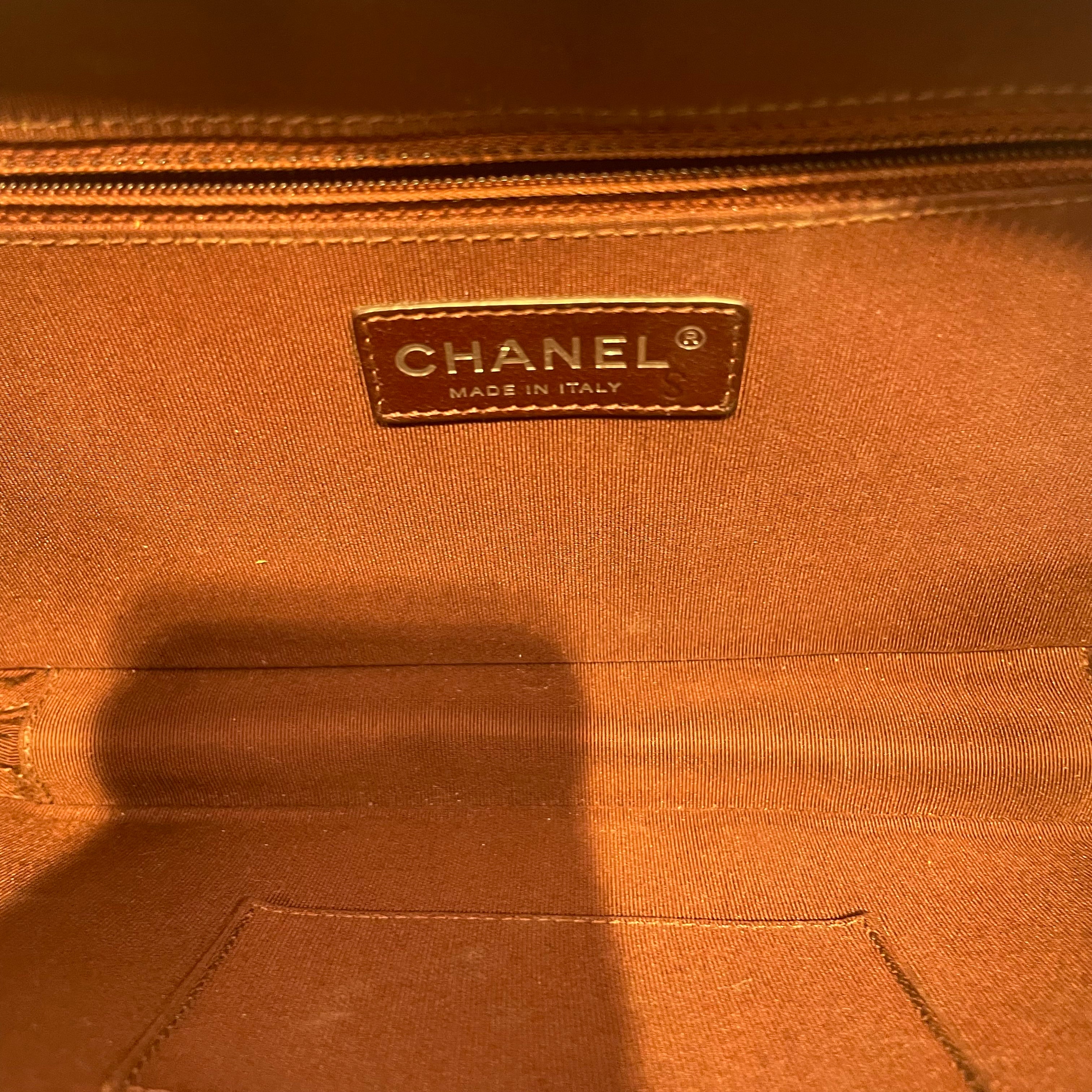 CHANEL/Cross Body Bag/Leather/NVY/fix view 5