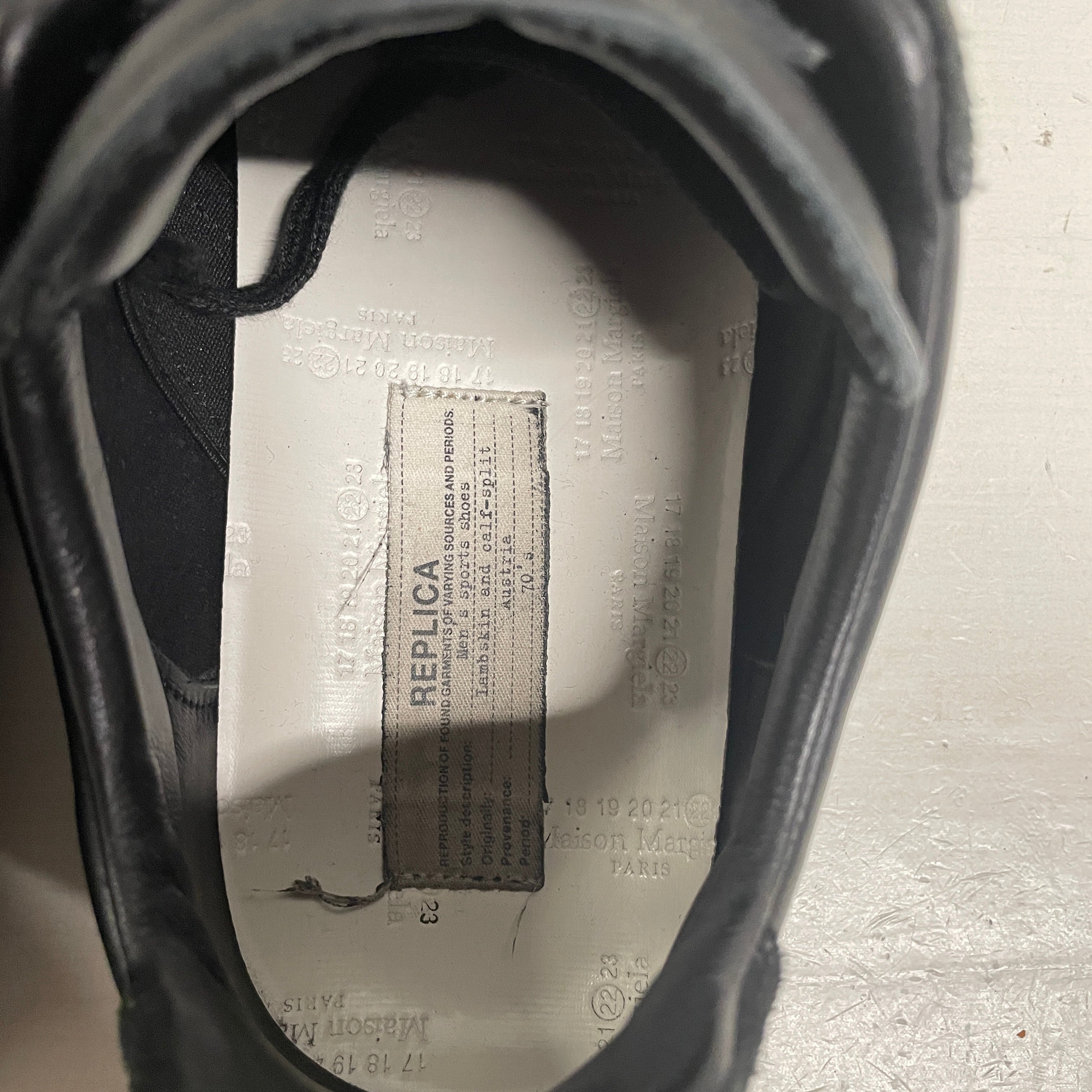 Maison Margiela/Low-Sneakers/US 11/Leather/BLK/ALL BLK GAT view 3