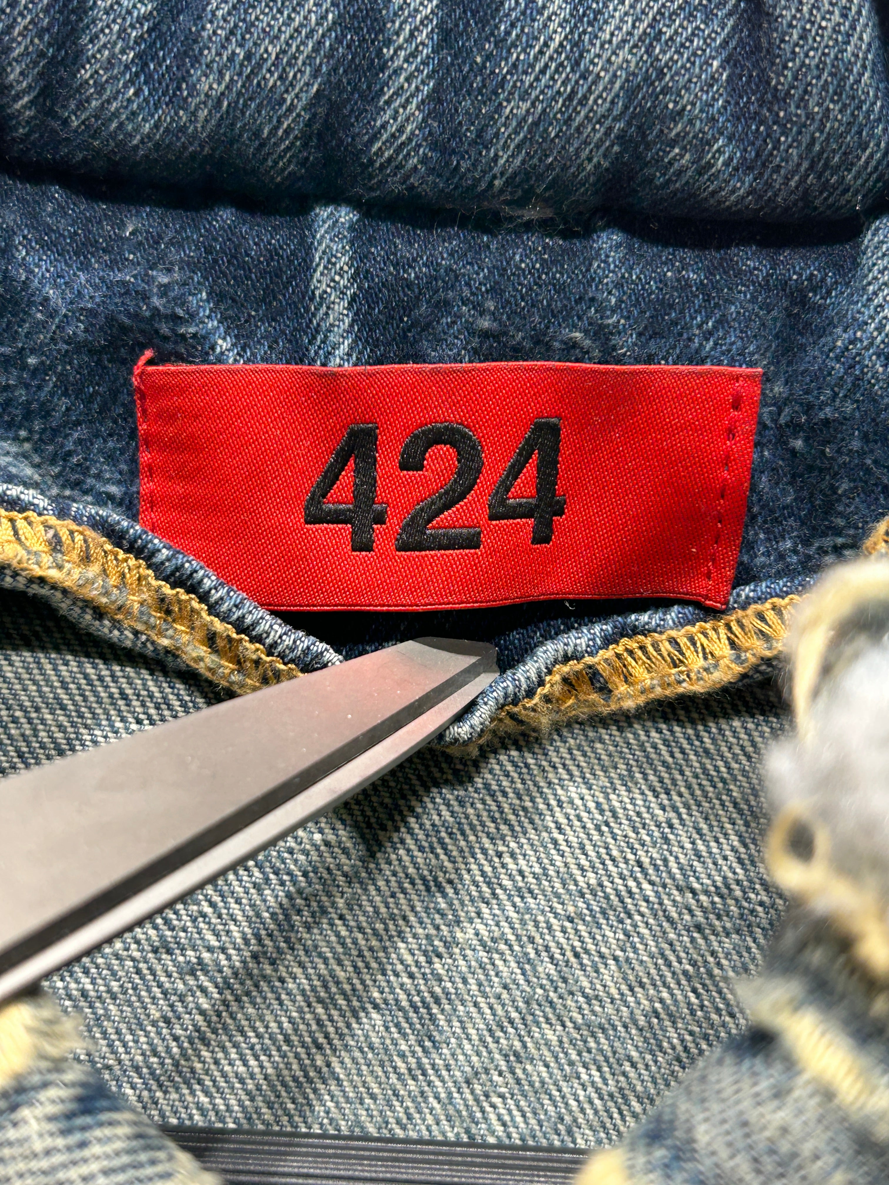 424(FourTwoFour)/Denim Jkt/50/Denim/NVY/TRUCKER PADDED COLLAR view 3