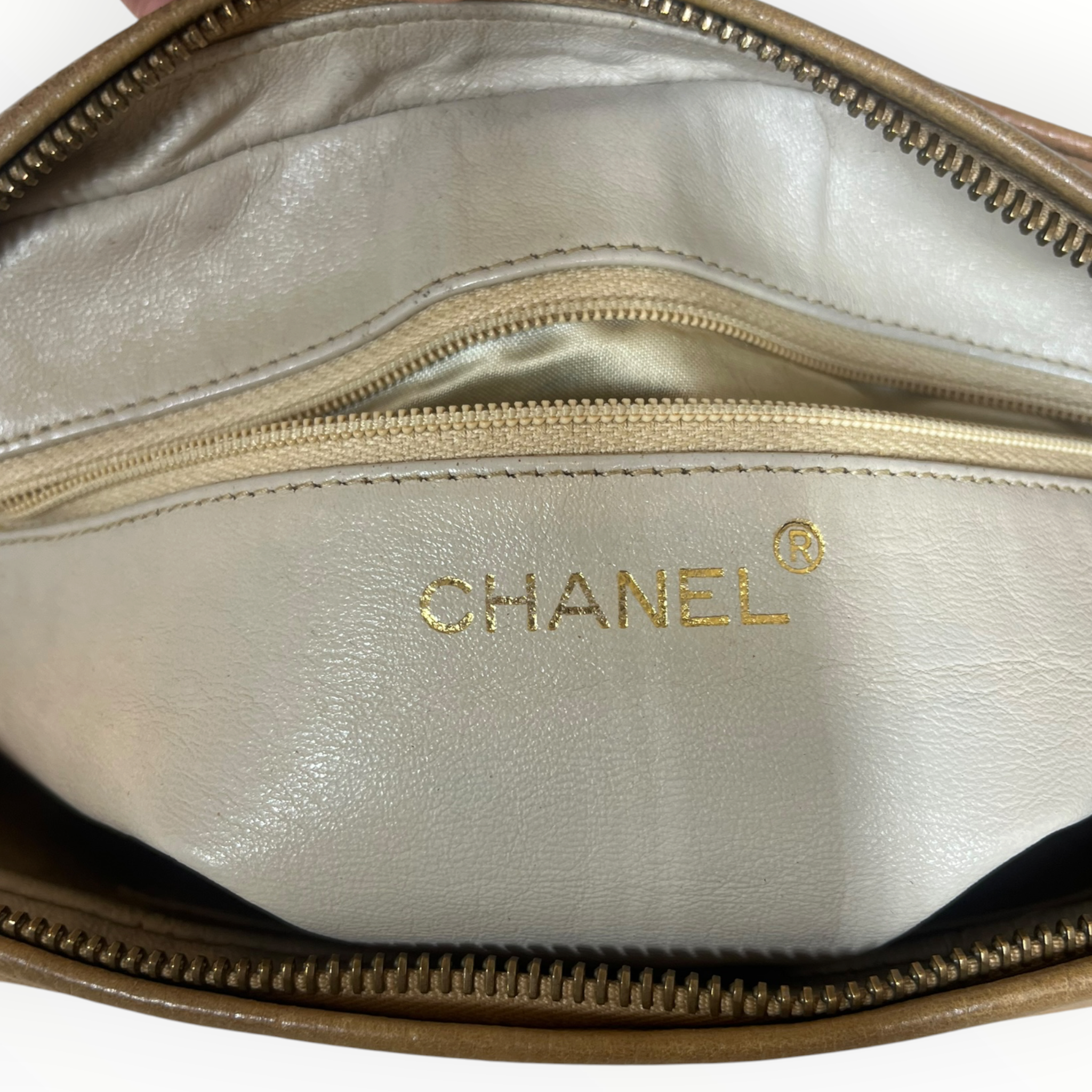 CHANEL/Bag/Leather/BEG/Cavier Gold Ball Shoulder Bag view 7