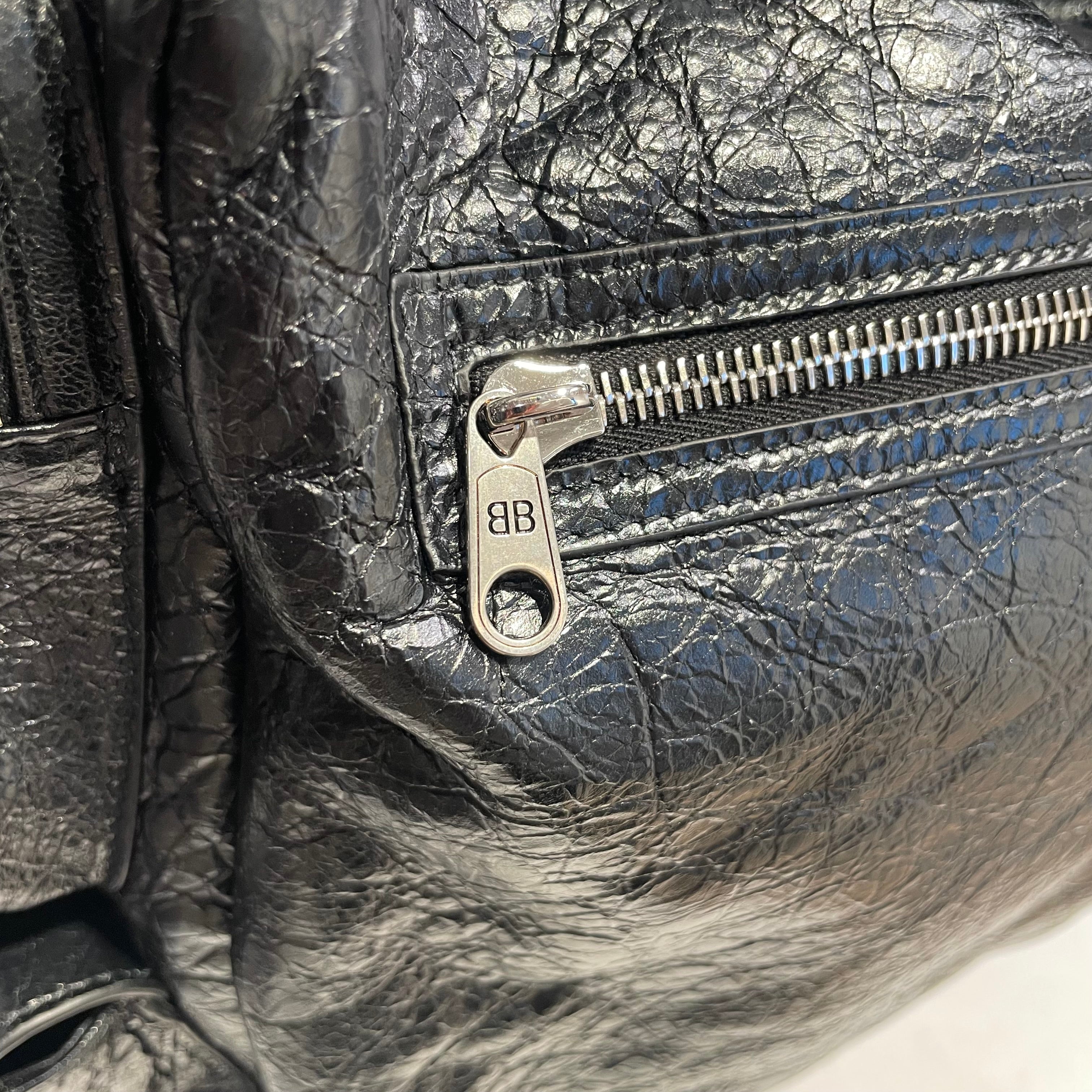 BALENCIAGA/Hand Bag/Leather/BLK/shoulder bag/sil/ multi pocket view 5