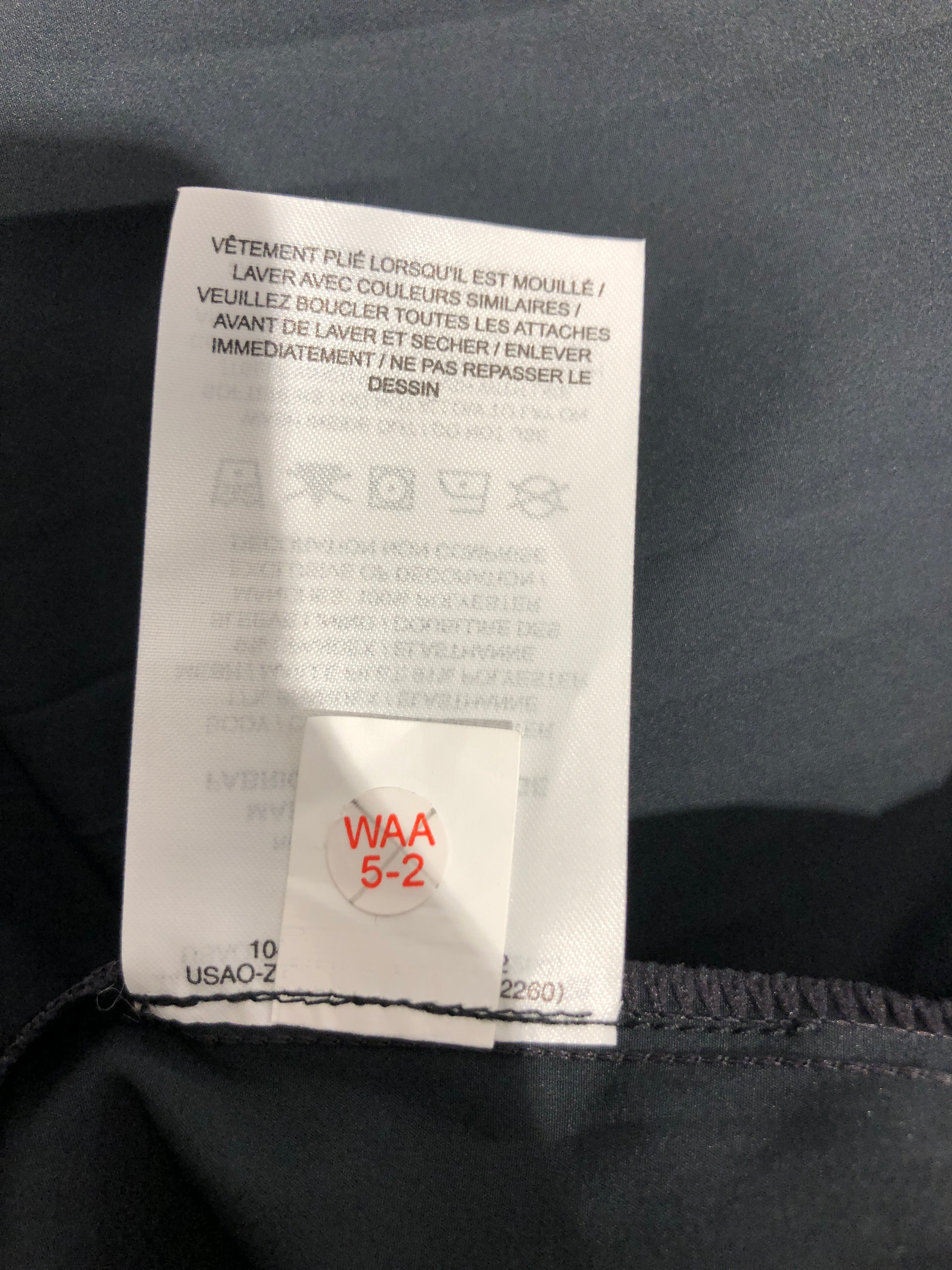 NIKE/Coat/M/Nylon/BLK/Dryfit pleated windbreaker view 4