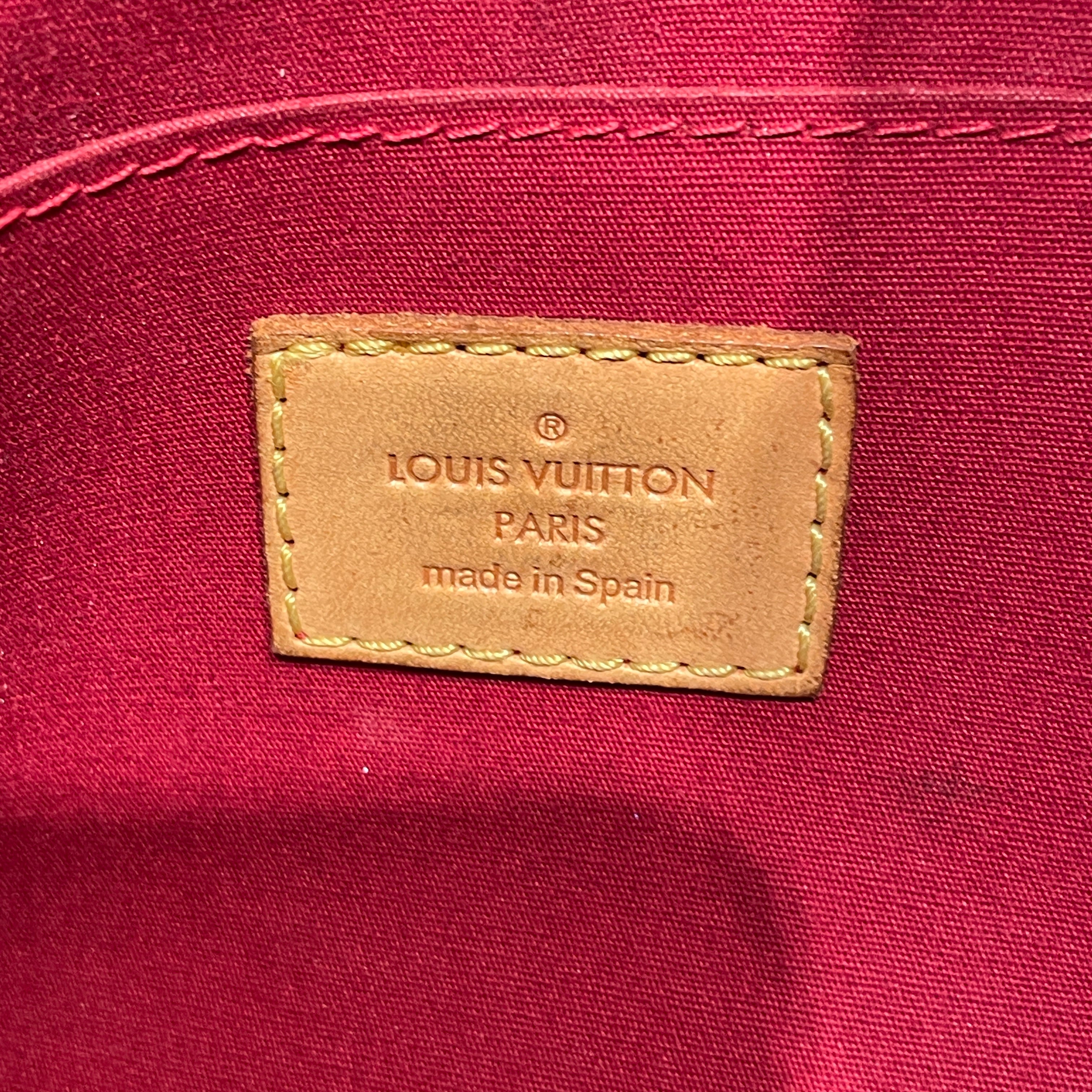 LOUIS VUITTON/Cross Body Bag/Leather/RED/Red Roxbury Drive Bag view 3