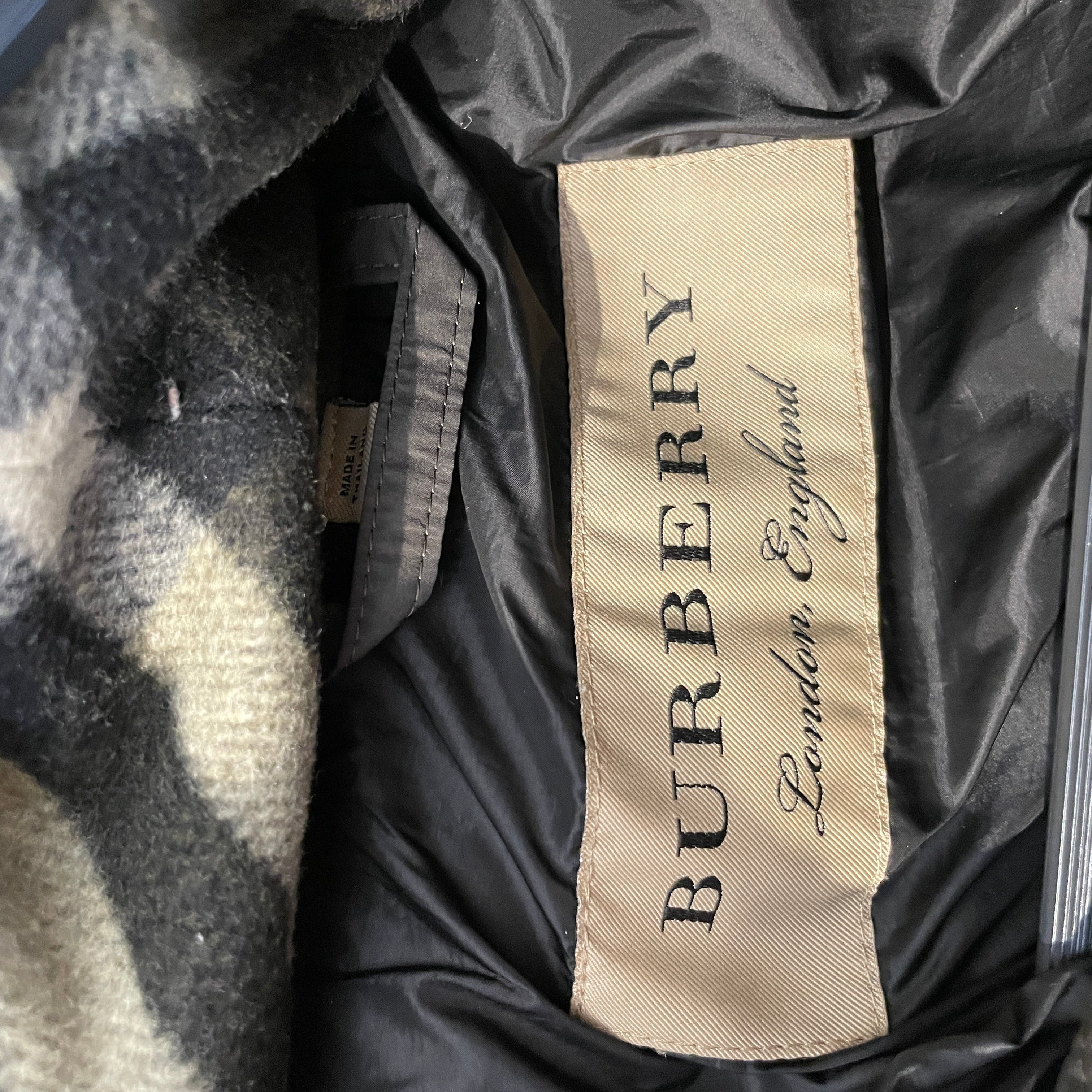 BURBERRY LONDON/Coat/56/Nylon/GRN/Zip Up Puffer view 3