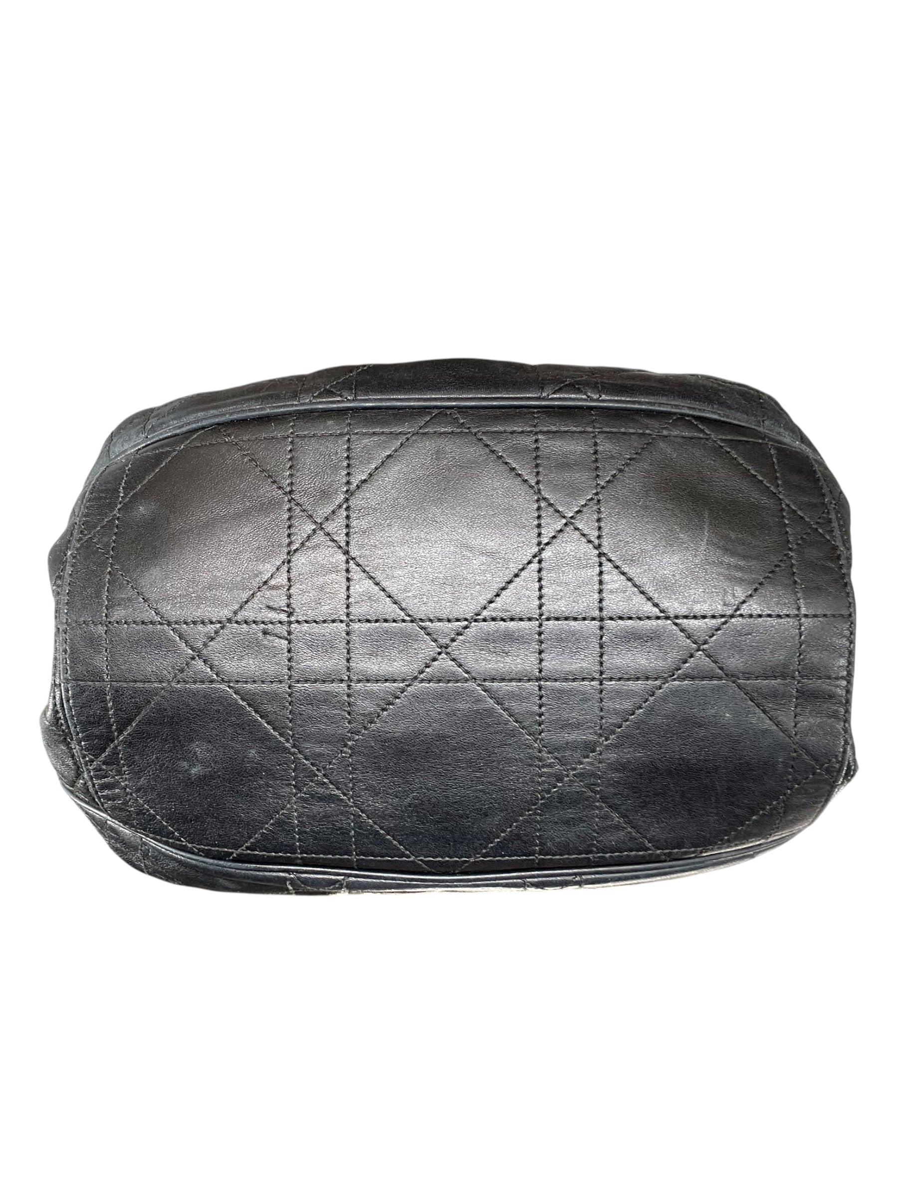 Christian Dior/Bag/Graphic/Leather/BLK/CANNAGE DRAWSTRING FLAP view 3