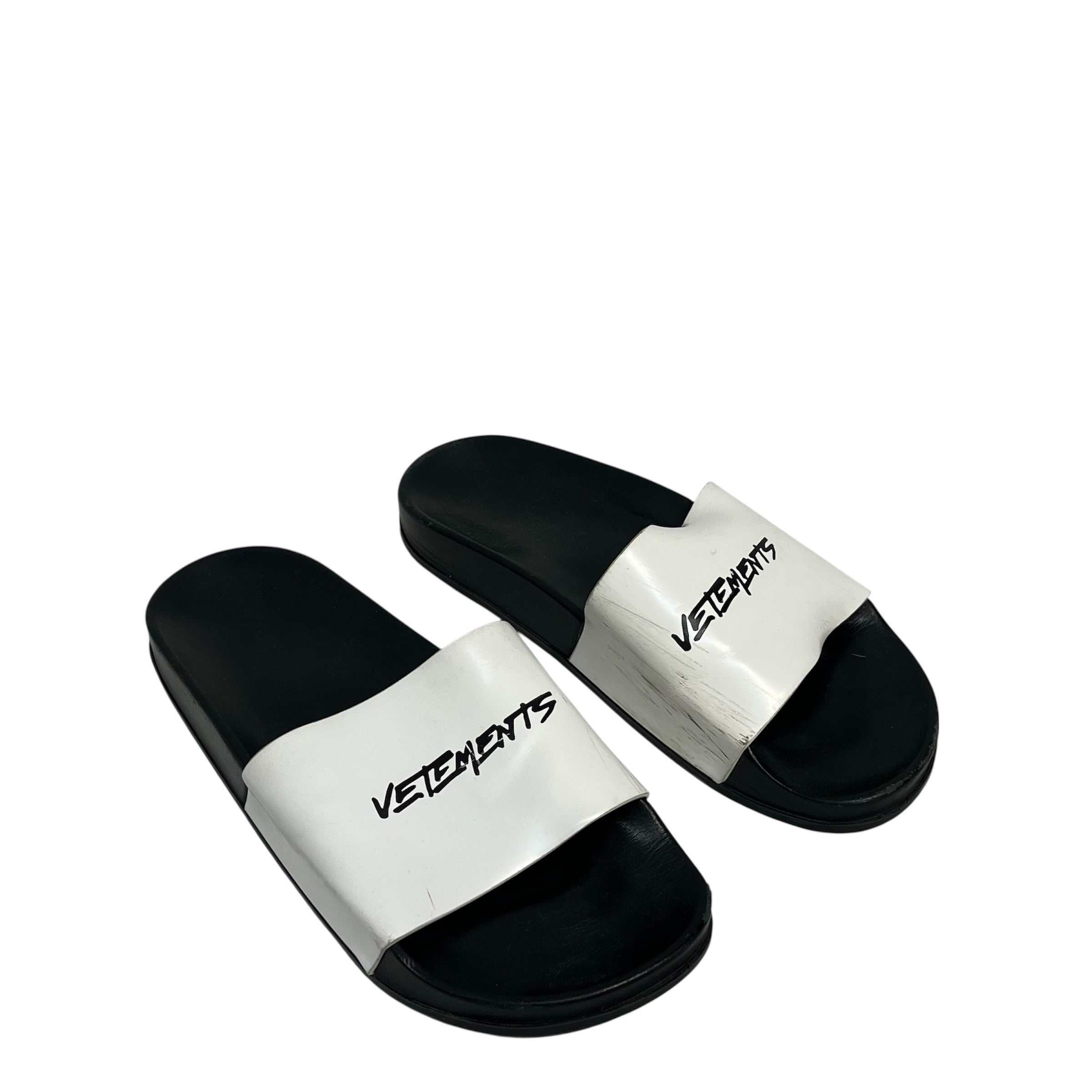 VETEMENTS/Sandals/EU 38/WHT/LOGO SLIDES view 1
