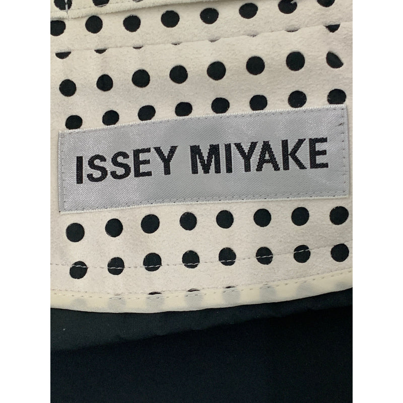 ISSEY MIYAKE/Vest/2/White/Faux Leather/