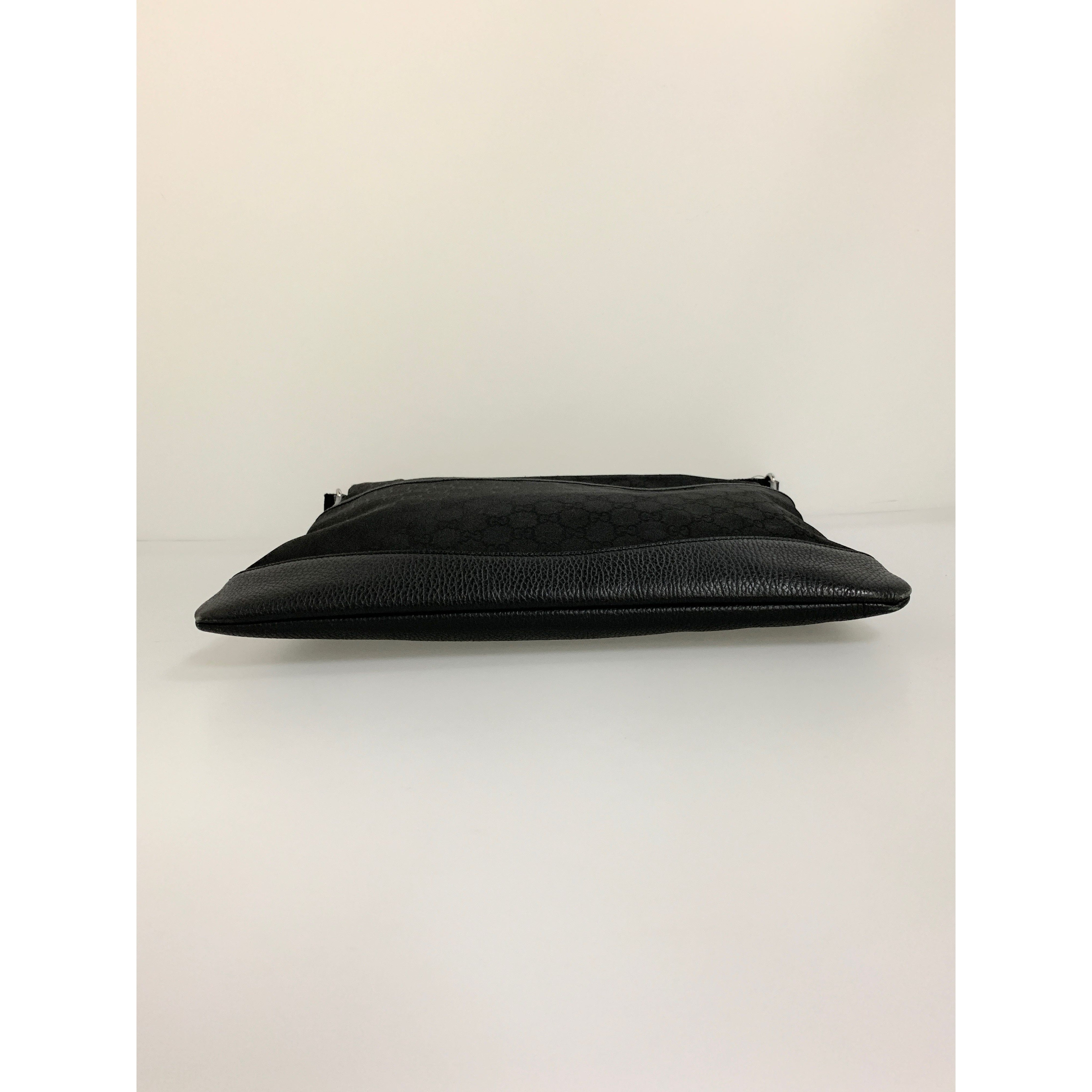 GUCCI/Cross Body Bag/Black/Cotton/Monogram/374411 F6BKR 1000 view 3