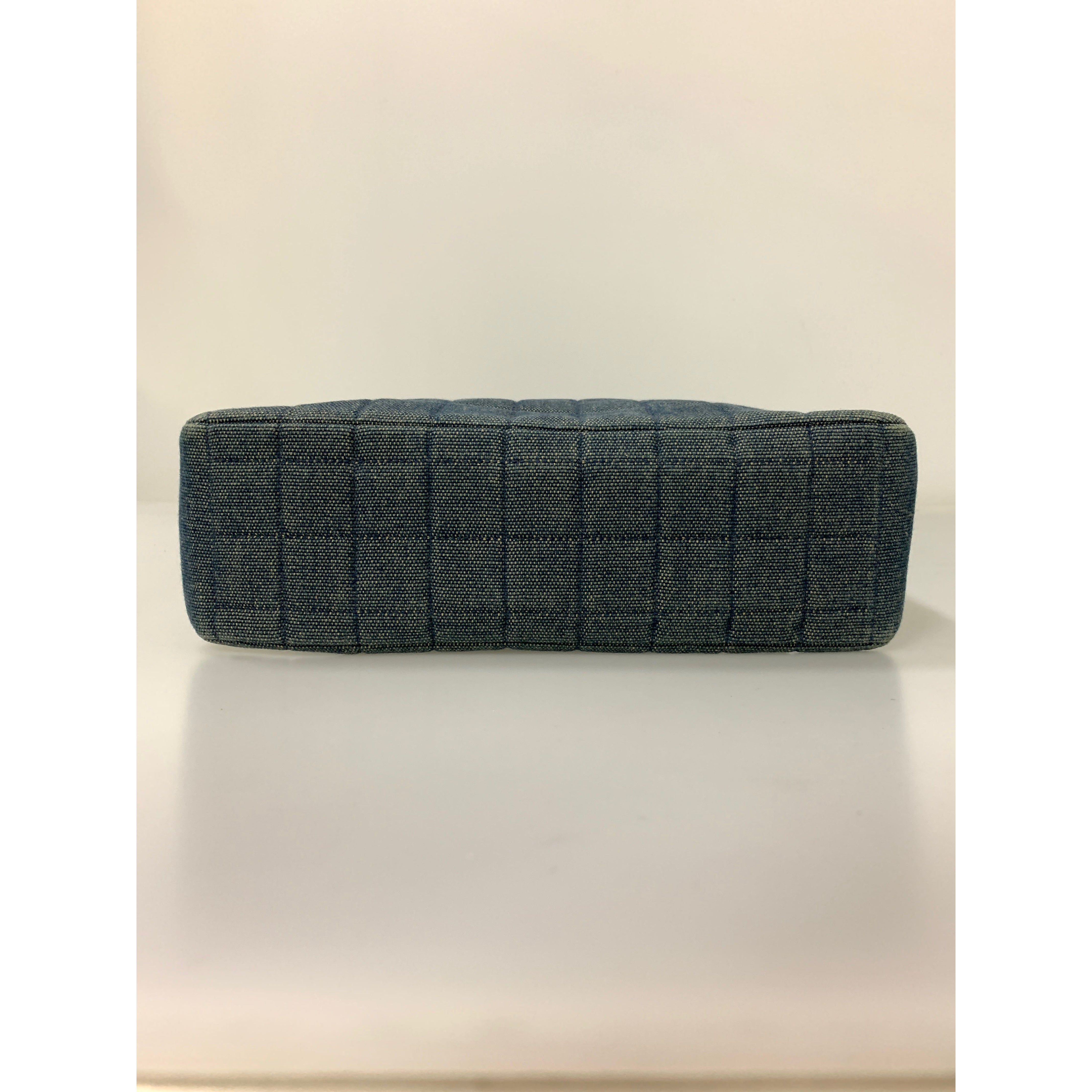 CHANEL/Tote Bag/Indigo/Denim/ view 3