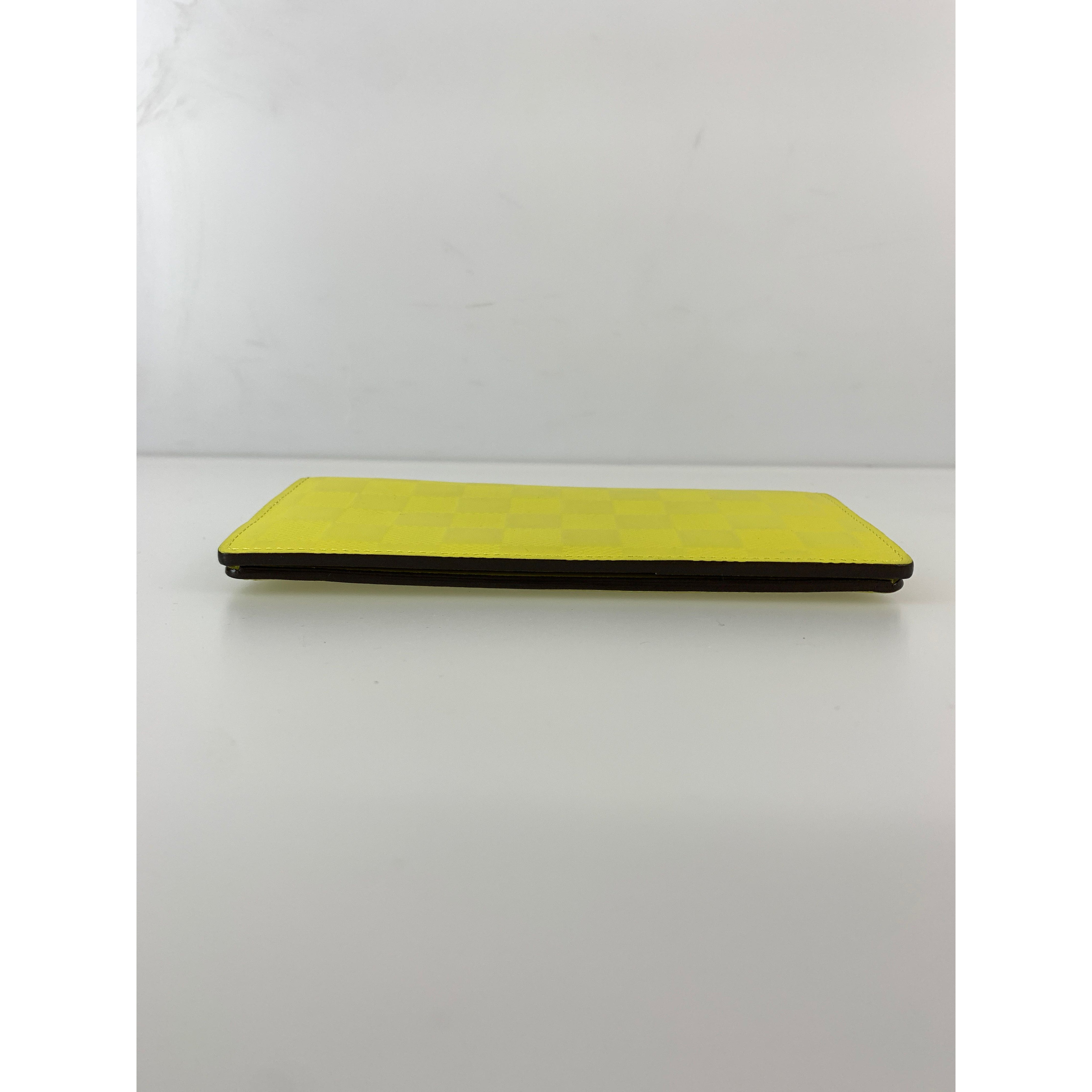 LOUIS VUITTON/Long Wallet/Yellow/Leather/All Over Print/PORTEFEUILLE BRAZZA_DAMIER INFINI/N63149 view 3