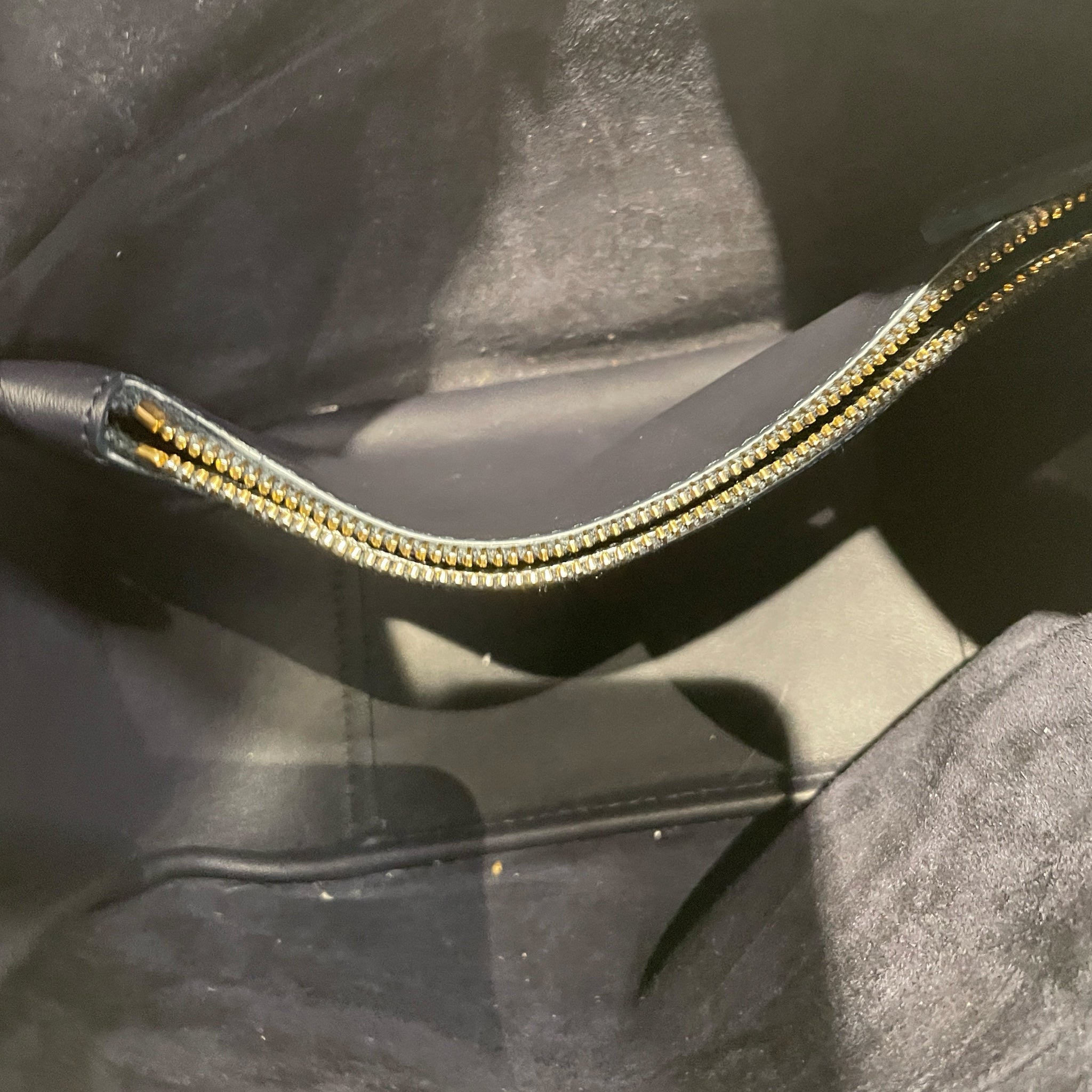 SAINT LAURENT/Bag/Leather/NVY/small hobo bag view 4
