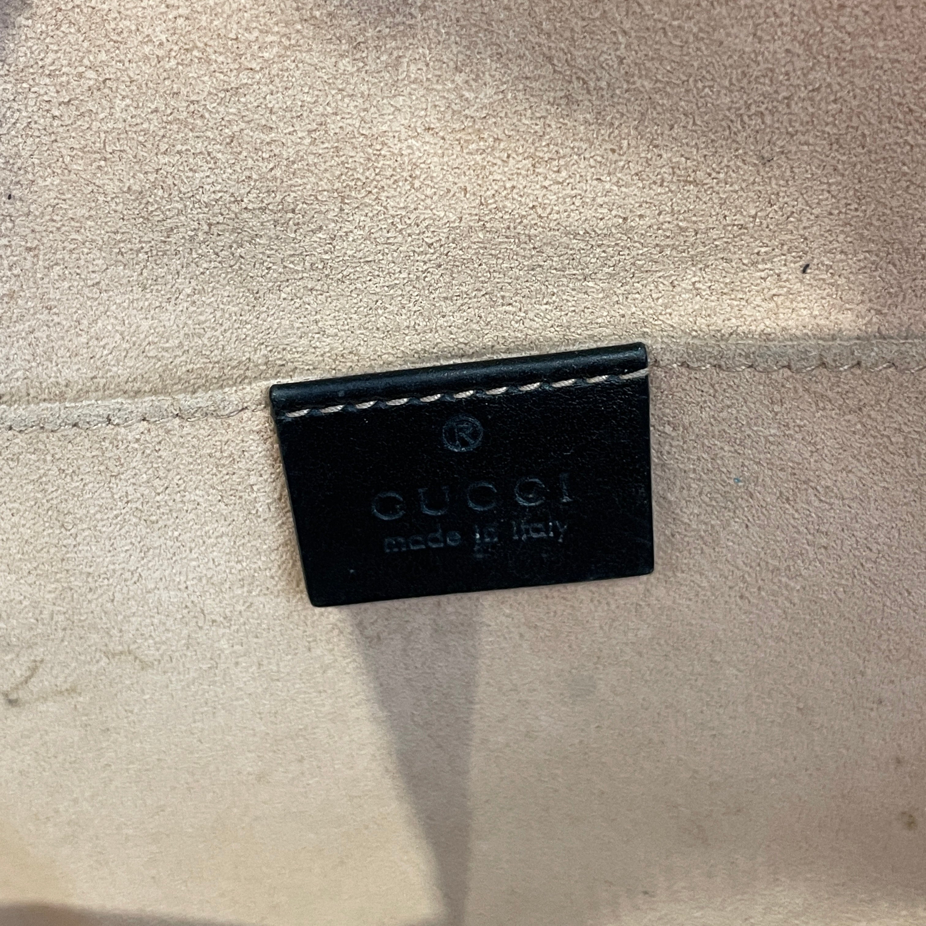 GUCCI/Backpack/Leather/BLK/gg small marmont backpack view 6