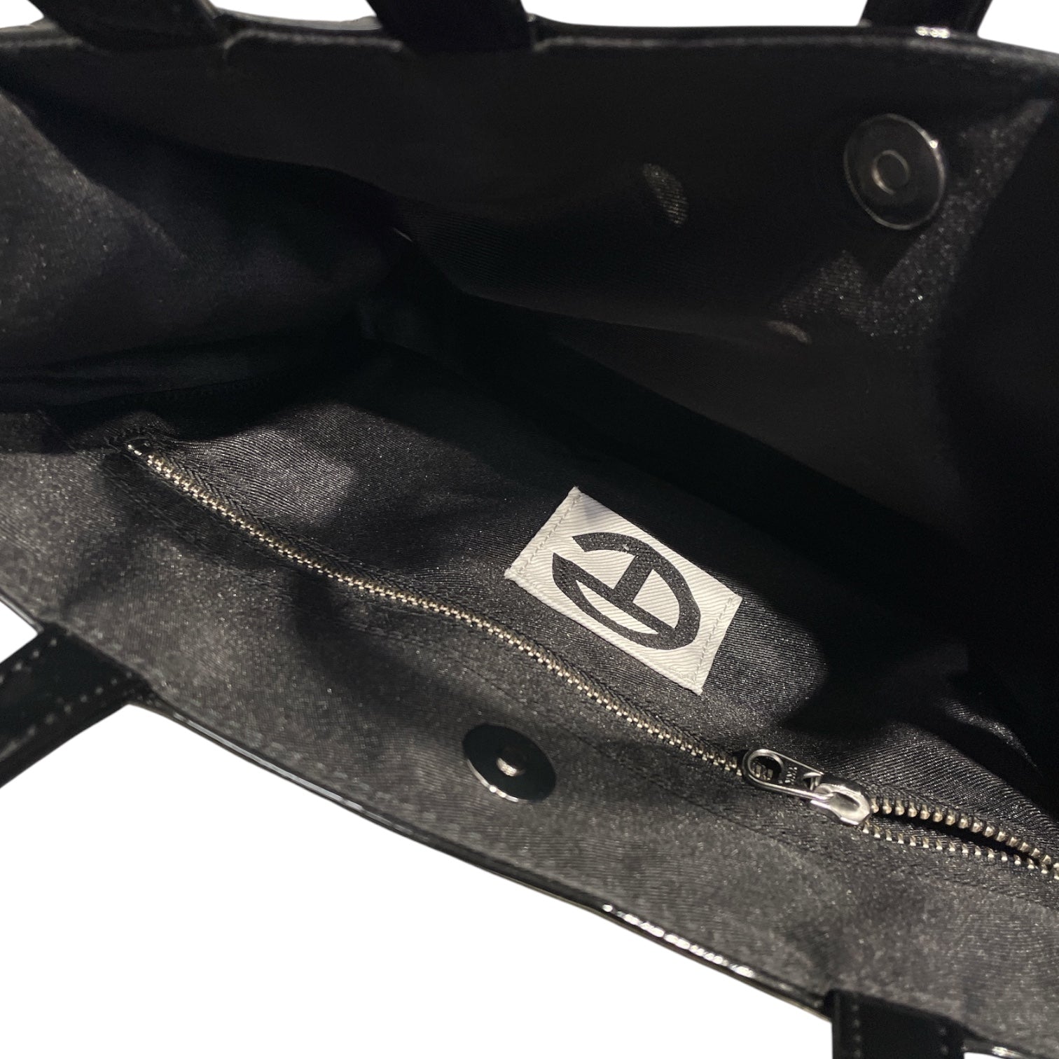 Telfar/Tote Bag/Leather/BLK/Black Patent Leather Tote Bag view 4