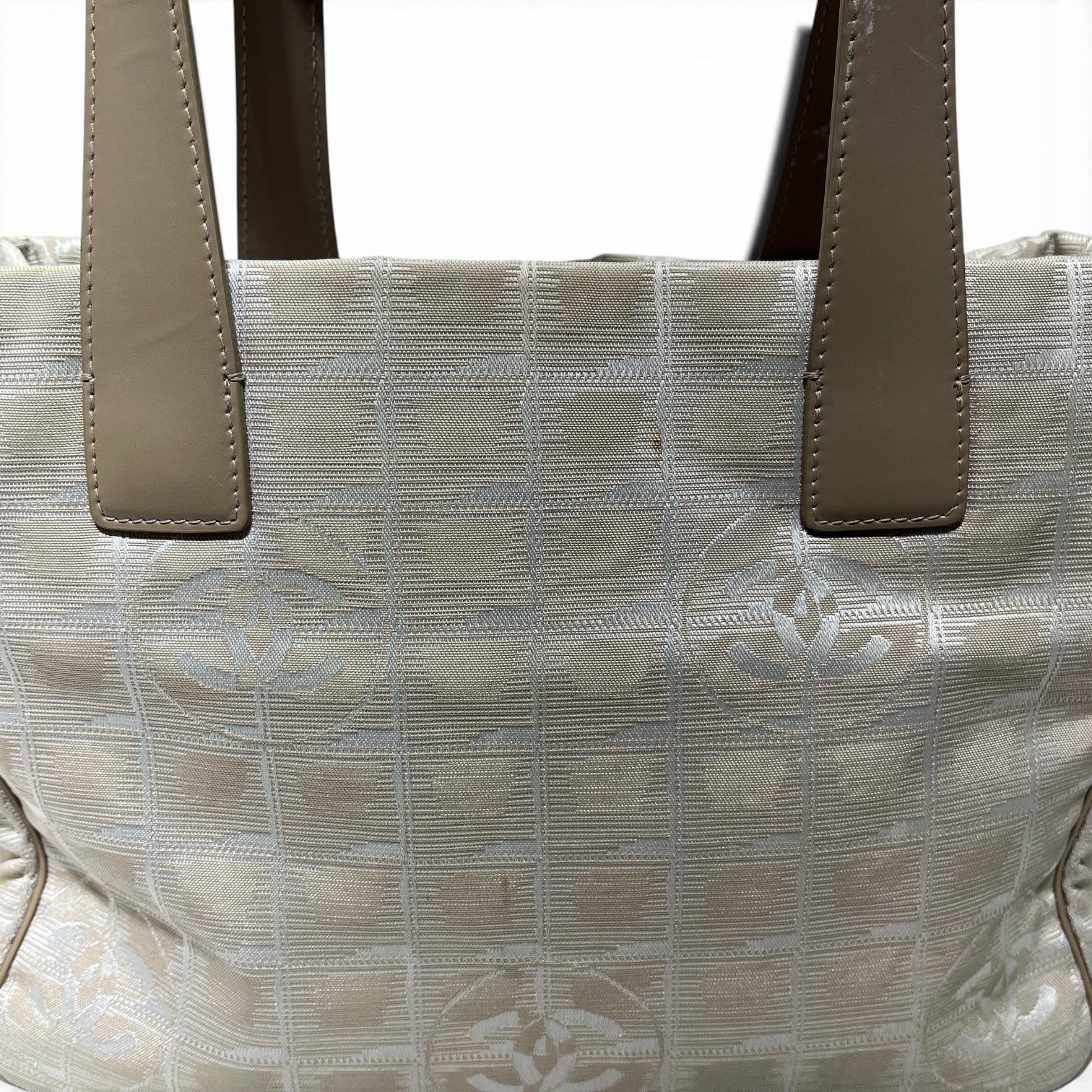 CHANEL/Tote Bag/Monogram/CRM/LIGNE SHOULDER / SCUFF view 5
