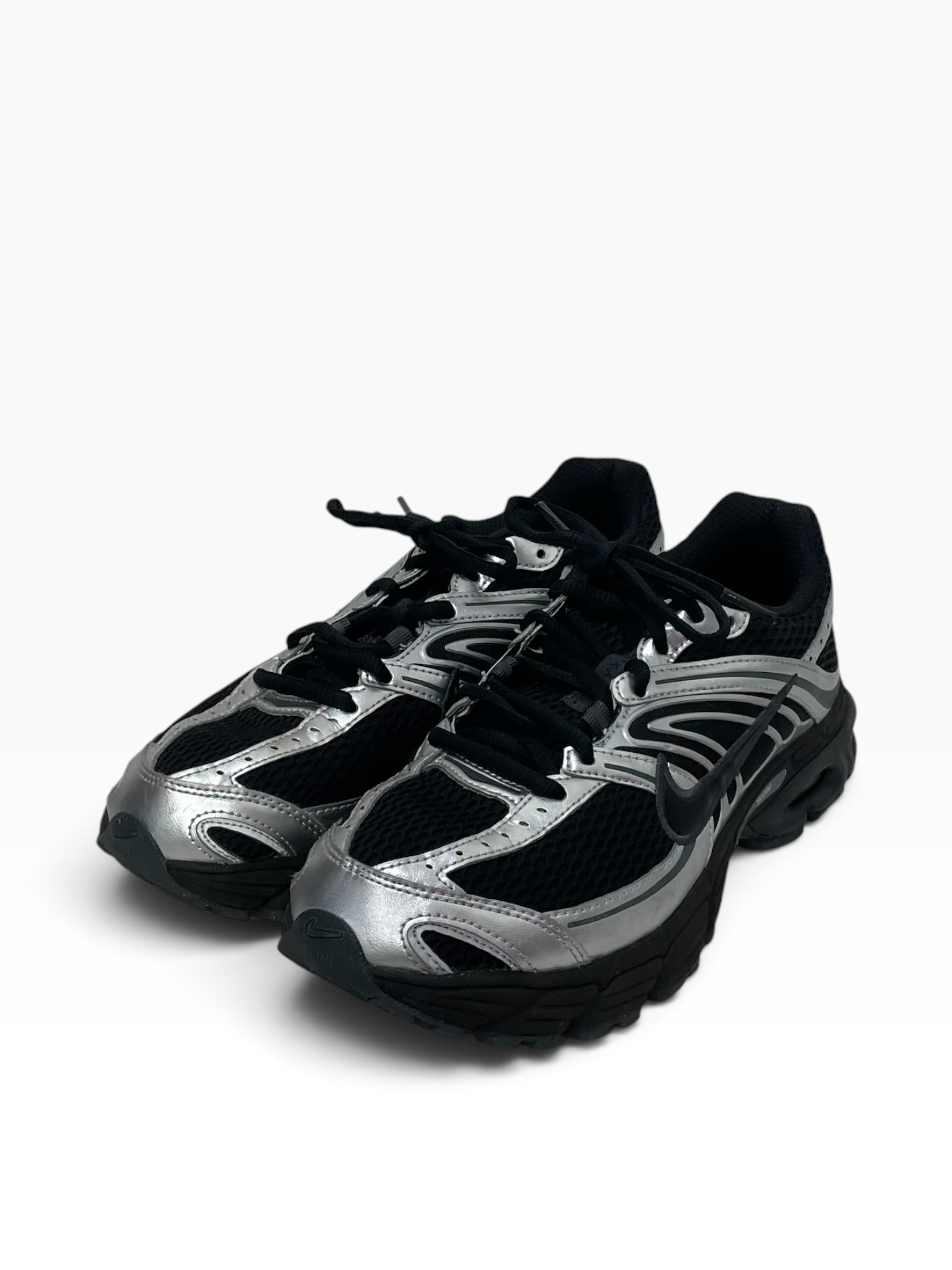 NIKE/Low-Sneakers/US 9/Border/Cotton/BLK/Air Max Moto 2K, MetallicSlvr view 1