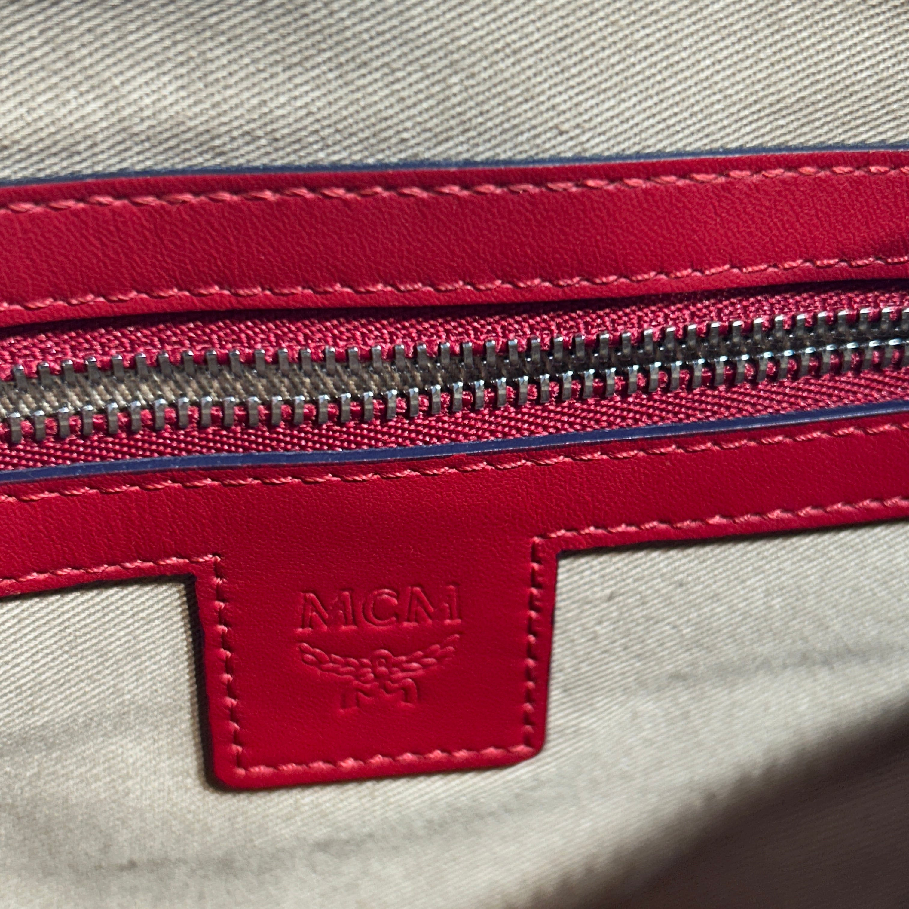 MCM/Cross Body Bag/Monogram/Leather/RED/viestos pouch crossbody view 7