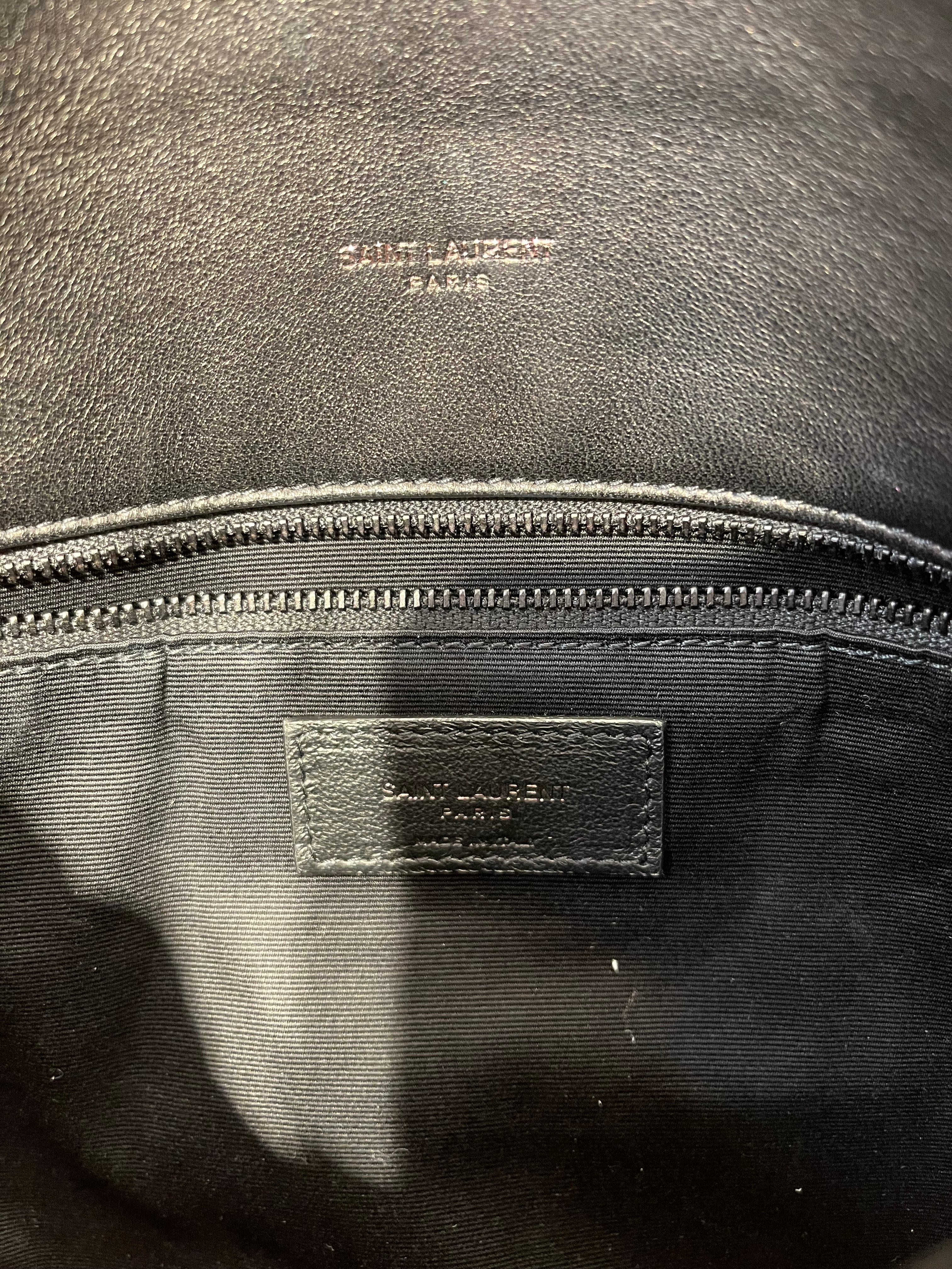 YVES SAINT LAURENT/Bag/Lambskin/BLK/LRGE MONO LOULOU PUFFER view 8