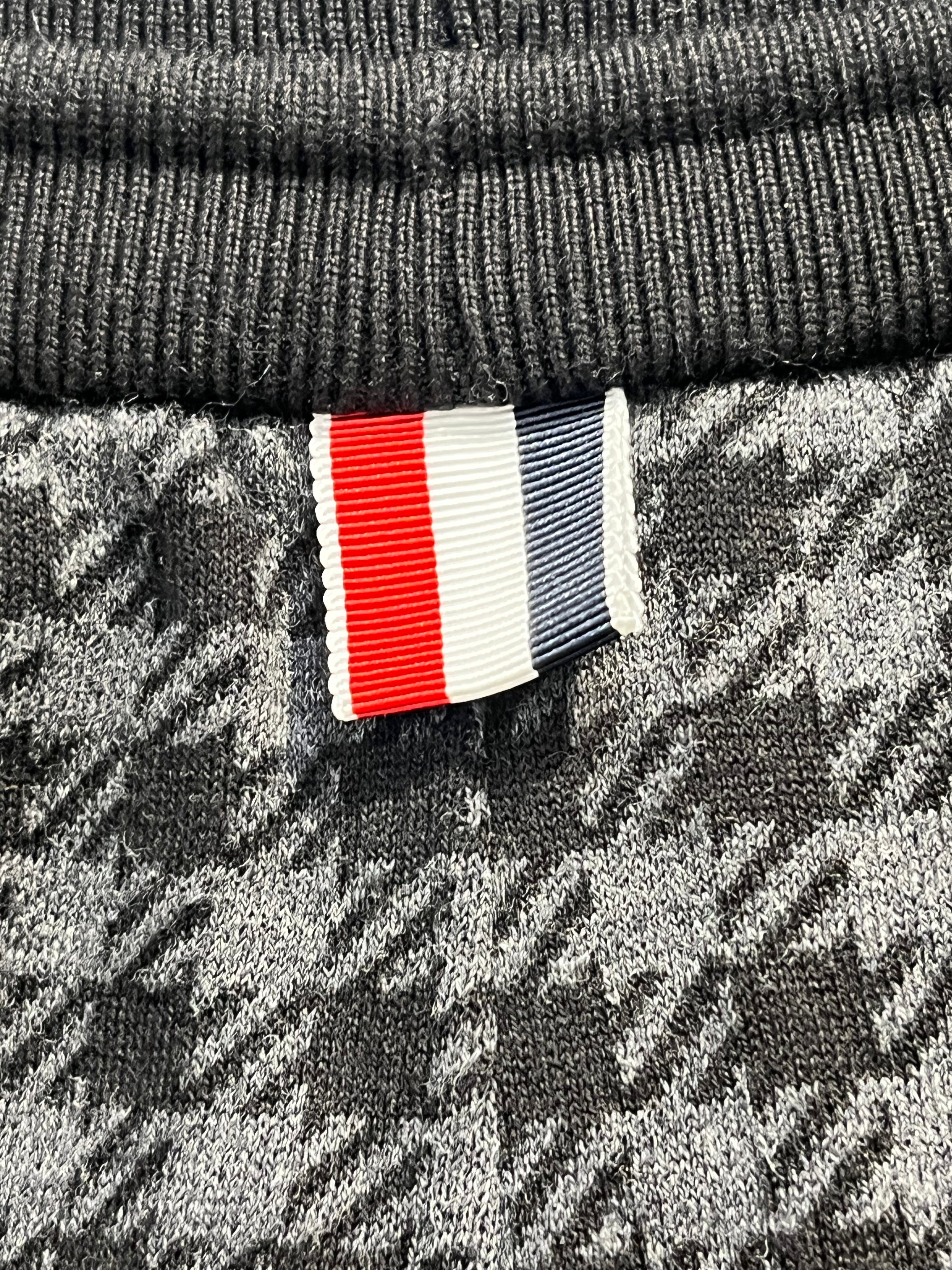 THOM BROWNE. NEW YORK/Shorts/1/Cotton/BLK/houndstooth view 6