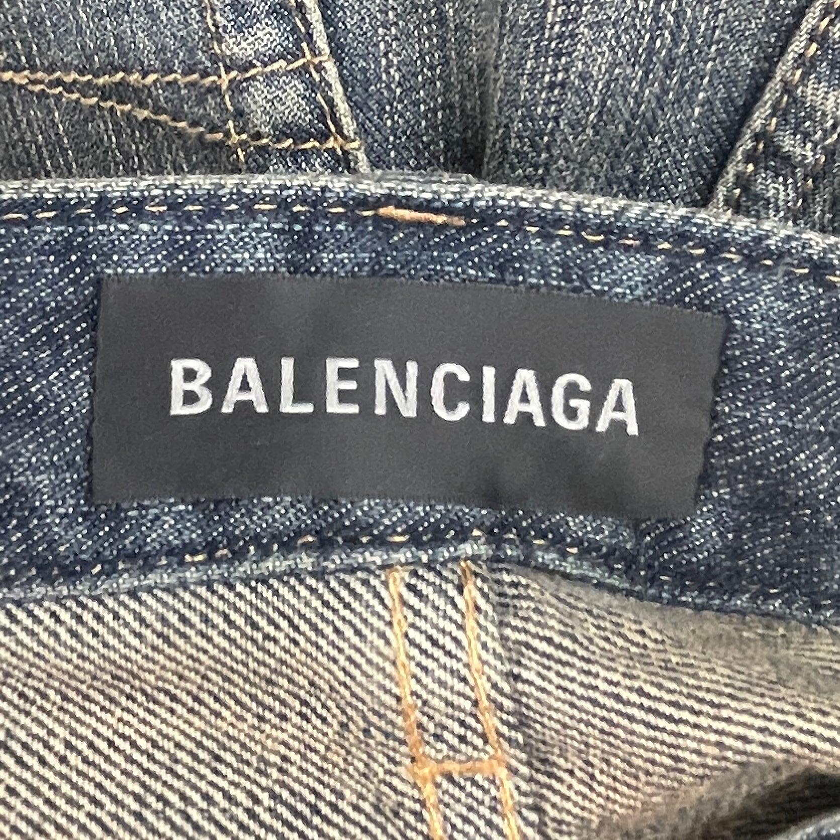 BALENCIAGA/Straight Pants/26/Denim/IDG/2022 BOOTED FADED DENIM view 3