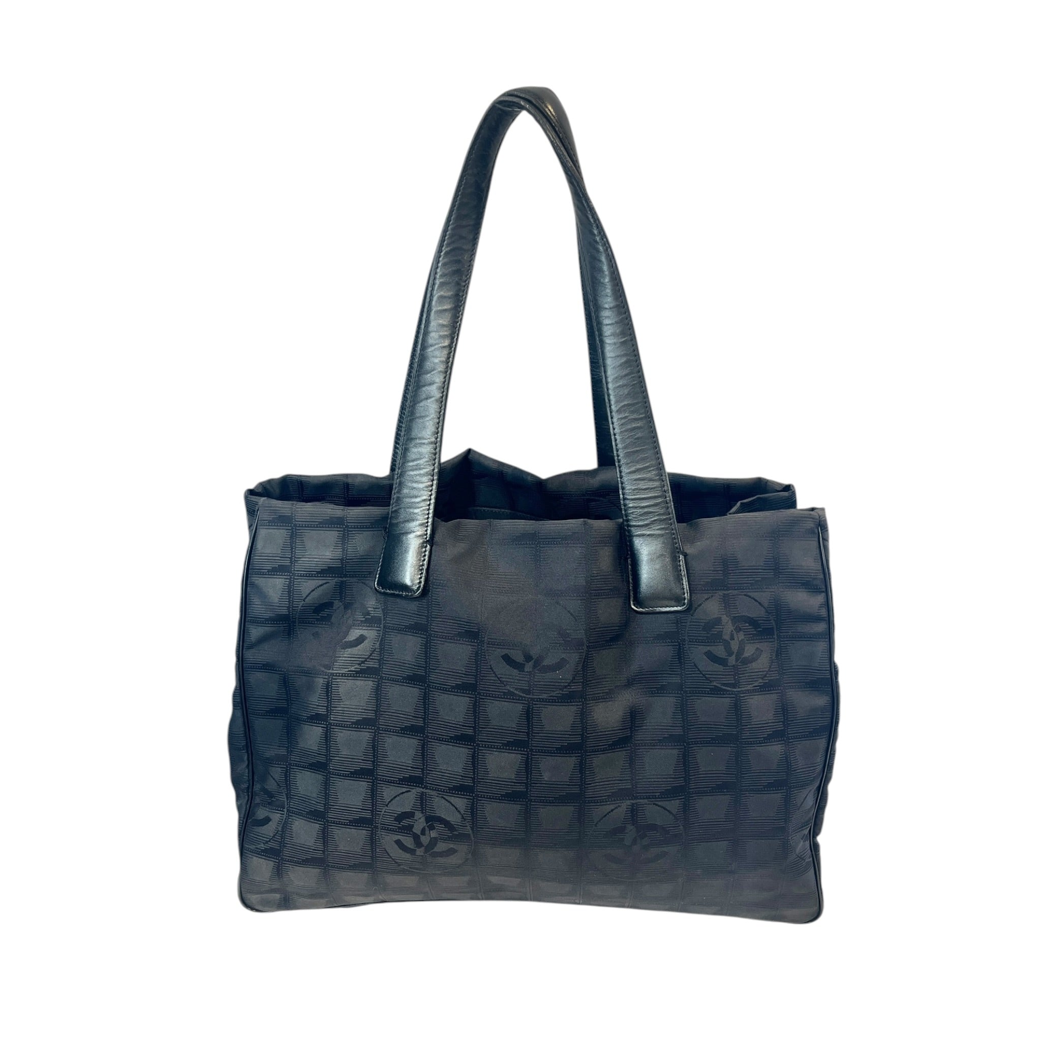 CHANEL/Tote Bag/Hombre Check/Nylon/BLK/TRAVEL LINE TOTE BAG view 1