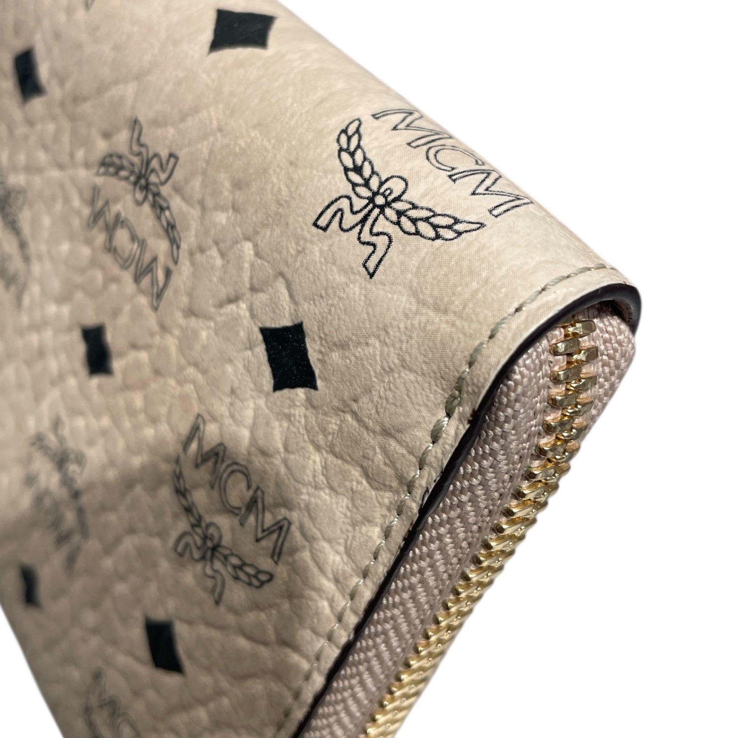 MCM/Long Wallet/Monogram/BEG/gold zipper view 6