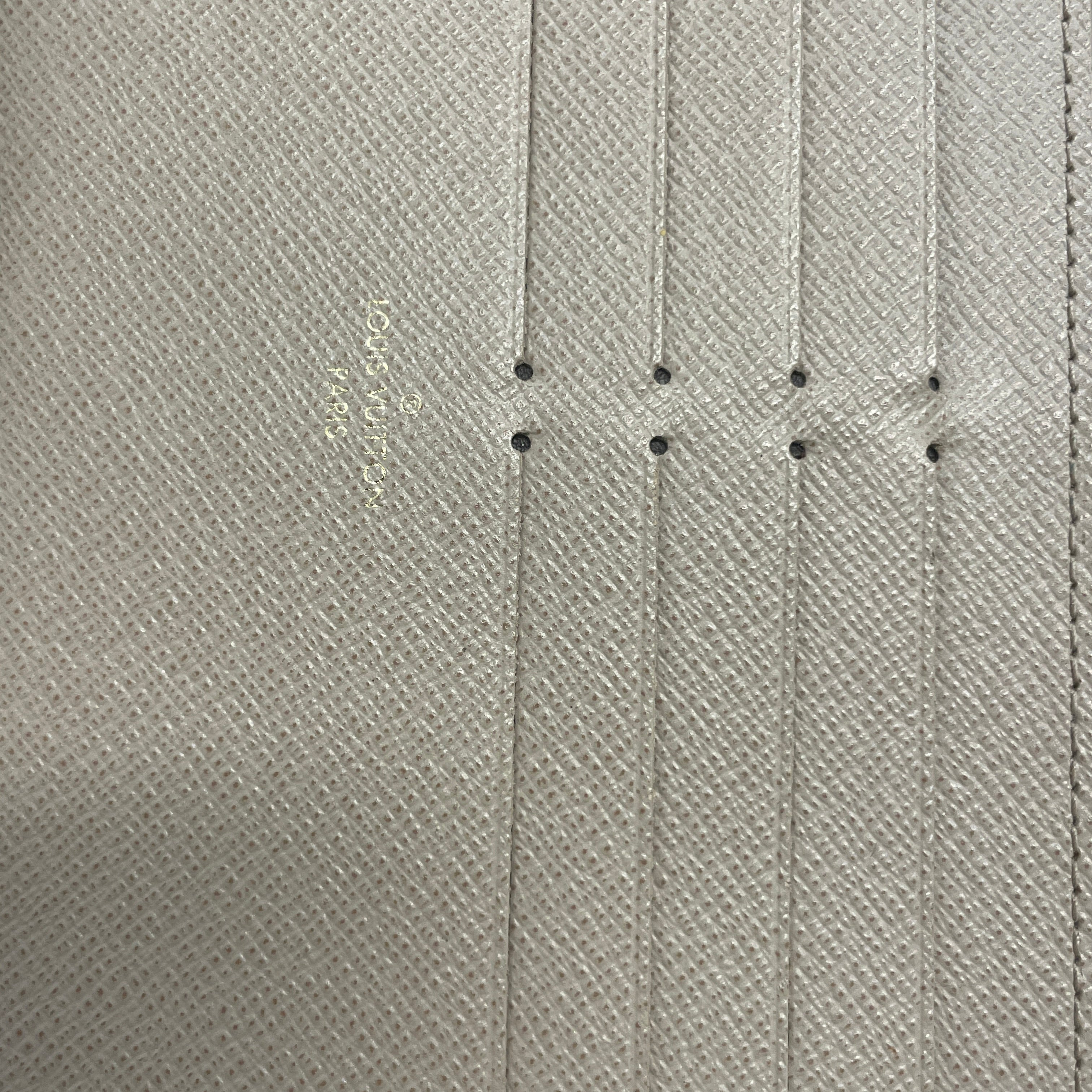 LOUIS VUITTON/Wallet/Leather/BEG/Pouchette Felicie empreinte view 3