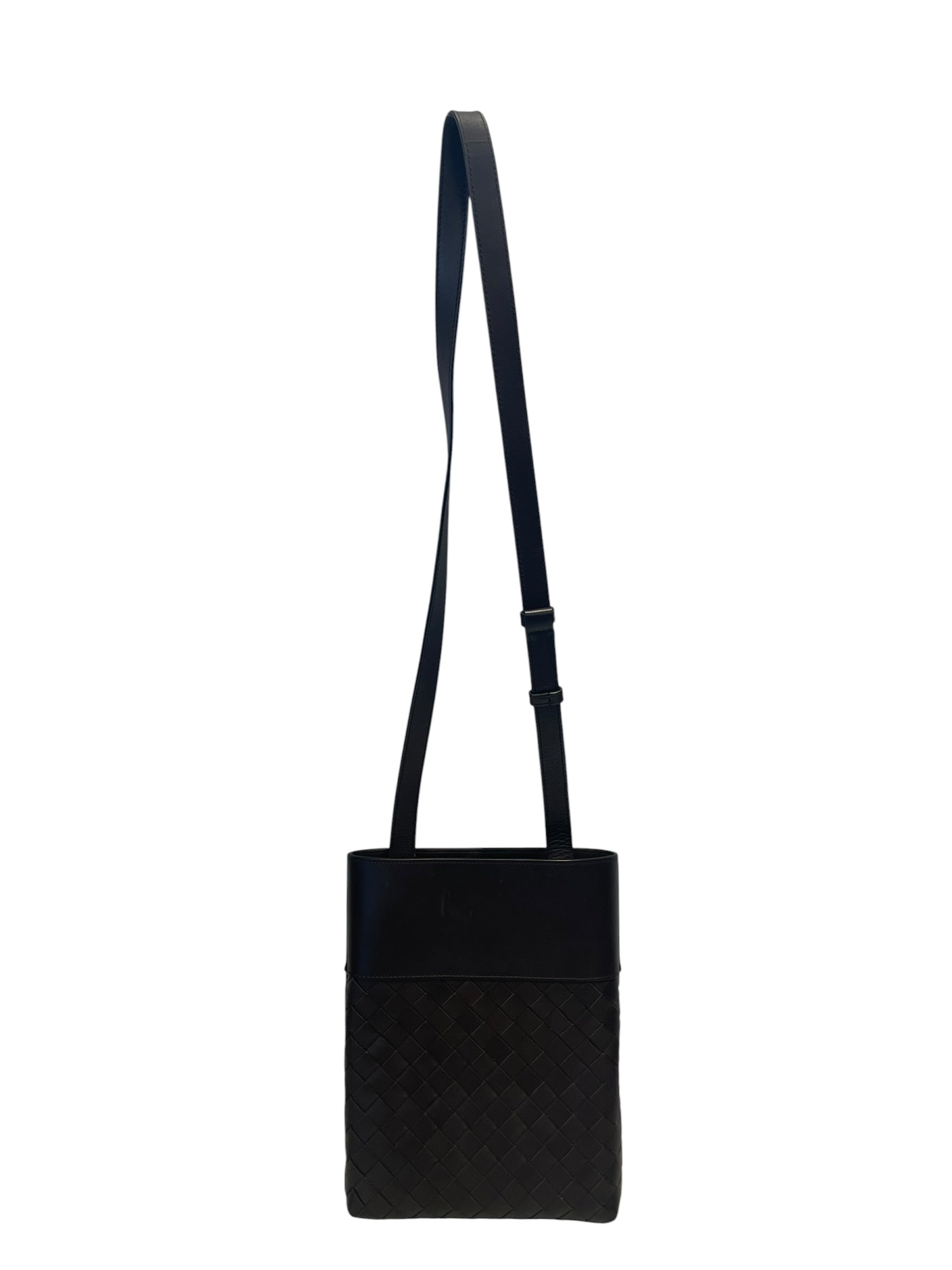 BOTTEGA VENETA/Cross Body Bag/Leather/BLK/Slot Messenger Intrecciato view 2